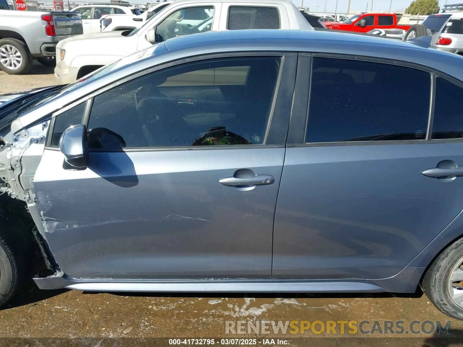 14 Photograph of a damaged car JTDEPMAE6MJ117973 TOYOTA COROLLA 2021