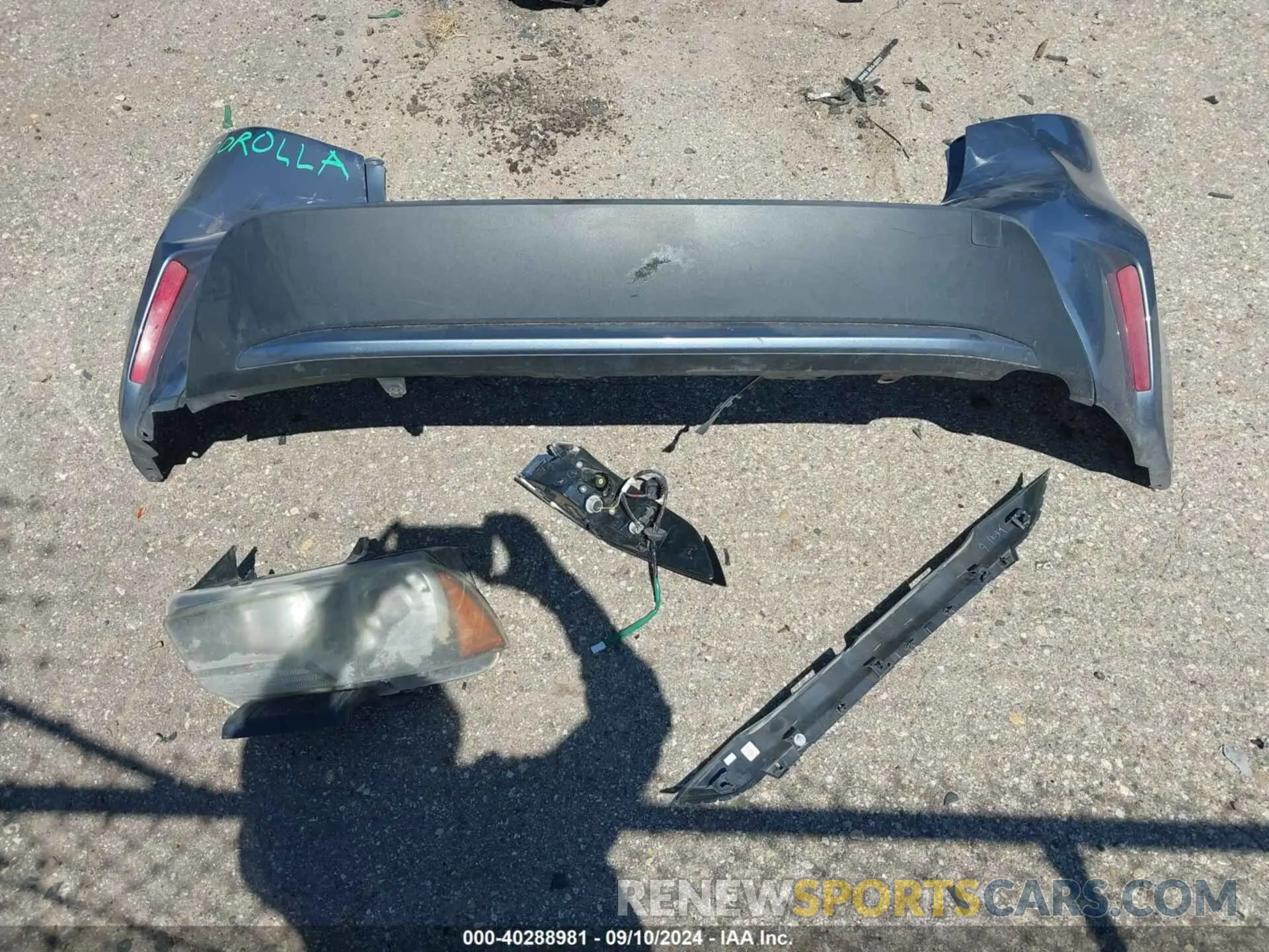 12 Photograph of a damaged car JTDEPMAE6MJ118220 TOYOTA COROLLA 2021