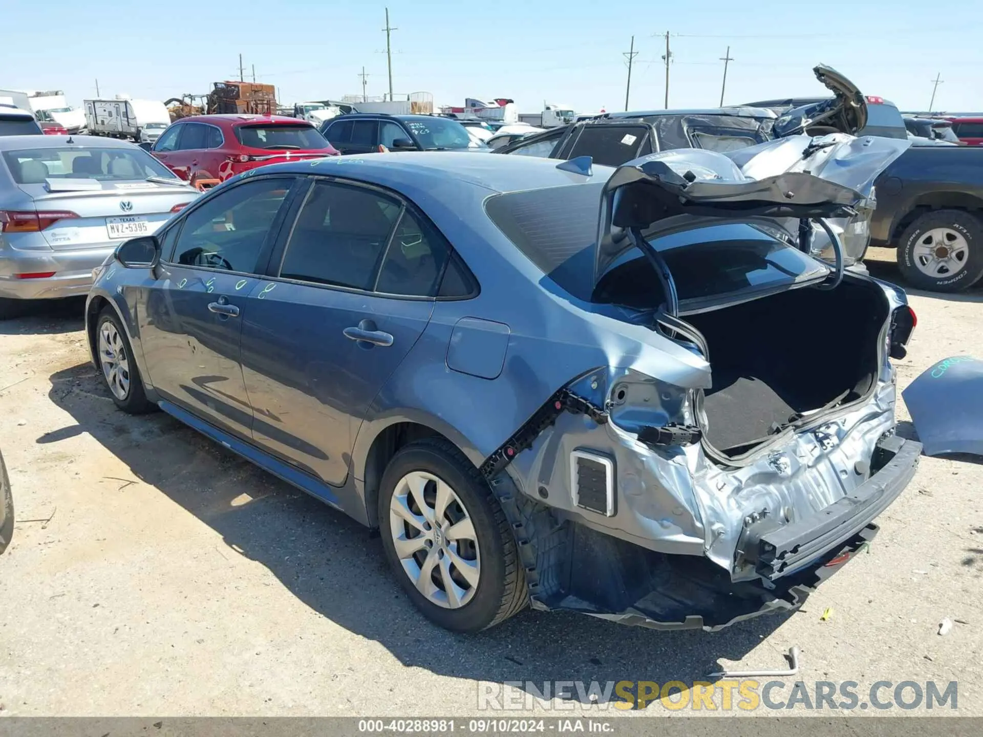3 Photograph of a damaged car JTDEPMAE6MJ118220 TOYOTA COROLLA 2021