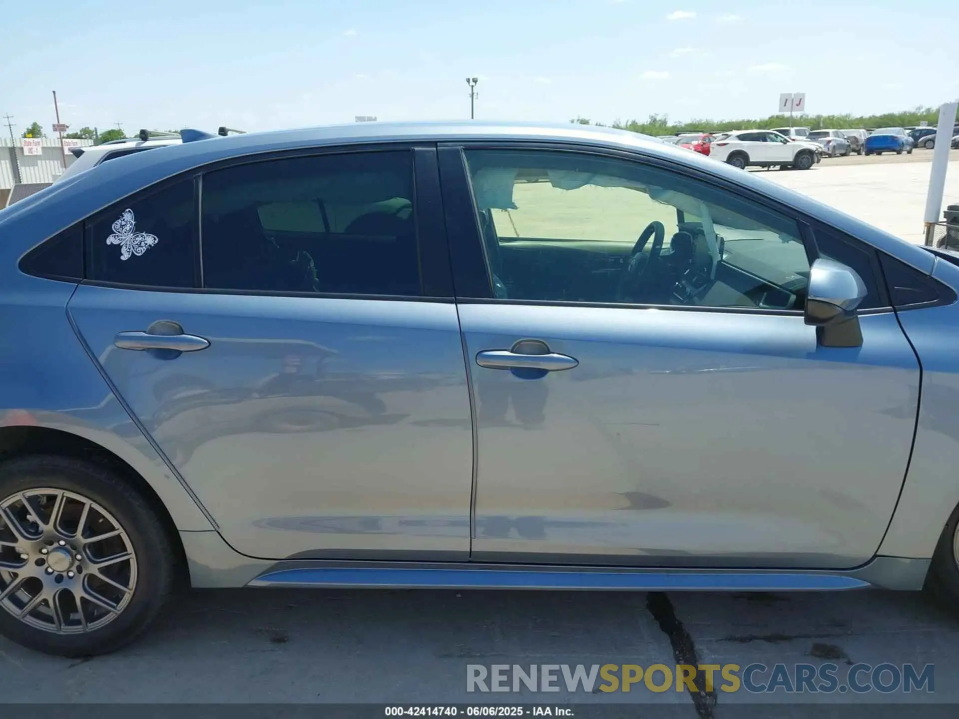 13 Photograph of a damaged car JTDEPMAE6MJ124132 TOYOTA COROLLA 2021