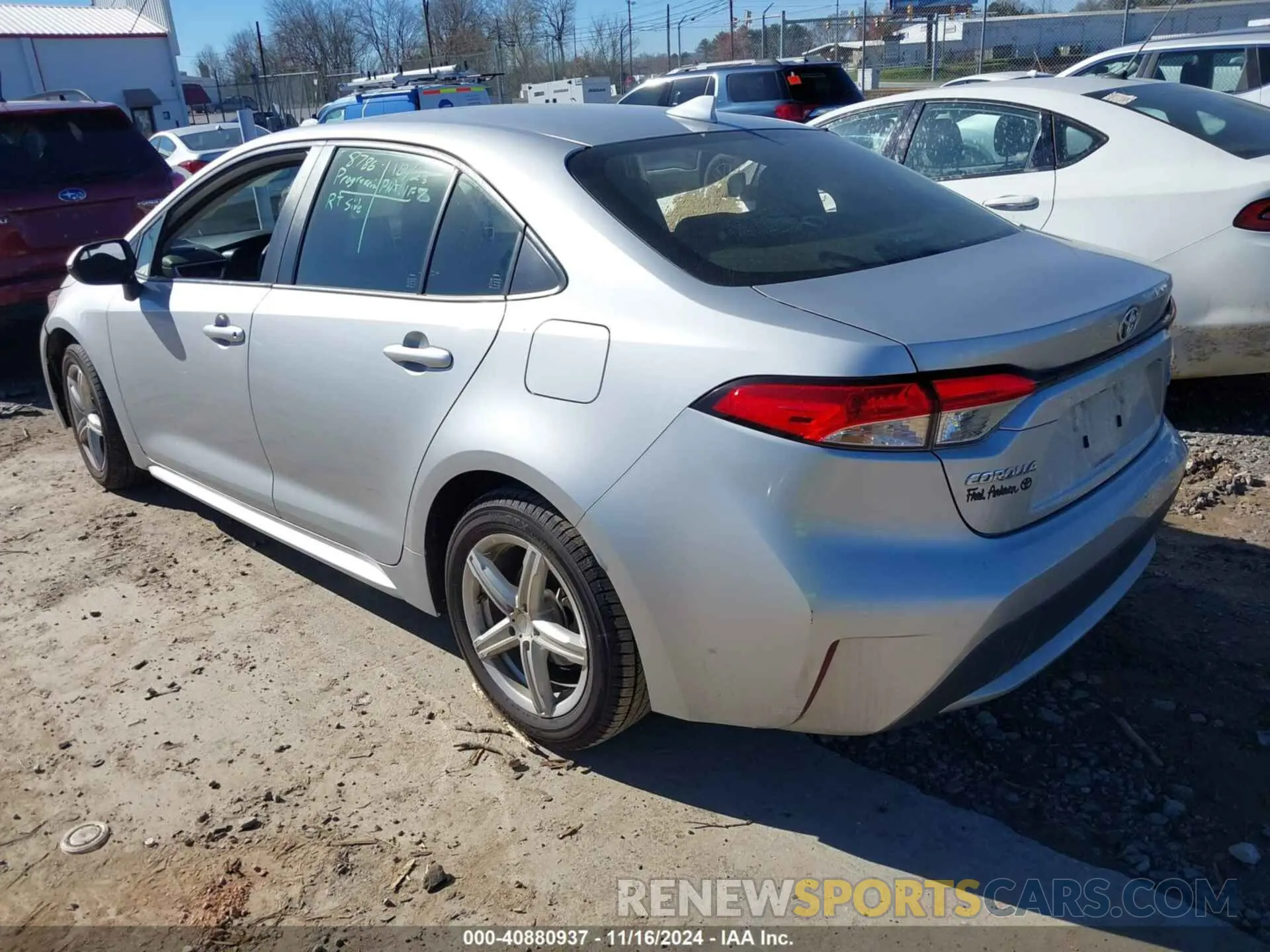 3 Photograph of a damaged car JTDEPMAE6MJ131338 TOYOTA COROLLA 2021
