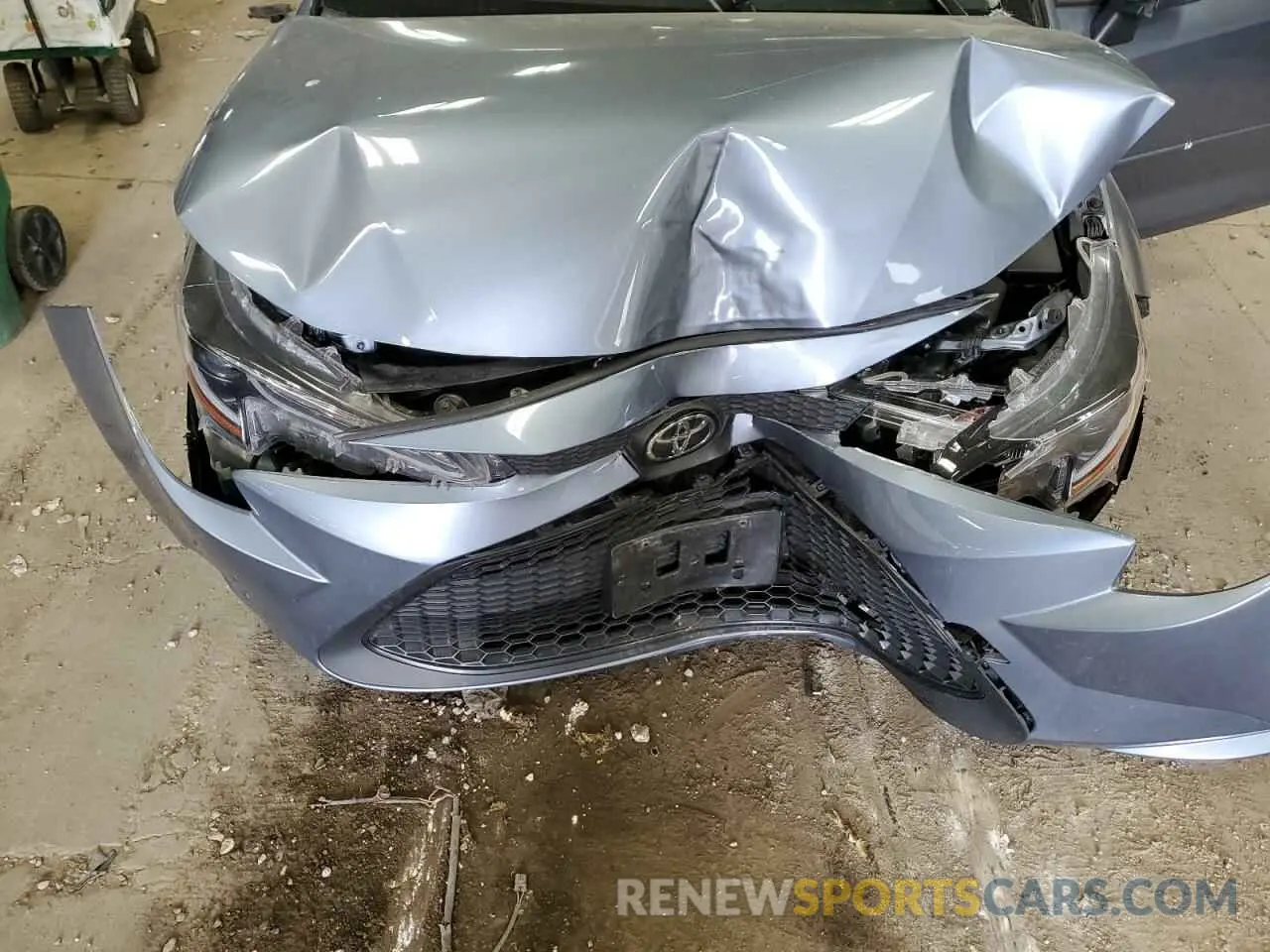 11 Photograph of a damaged car JTDEPMAE6MJ137334 TOYOTA COROLLA 2021
