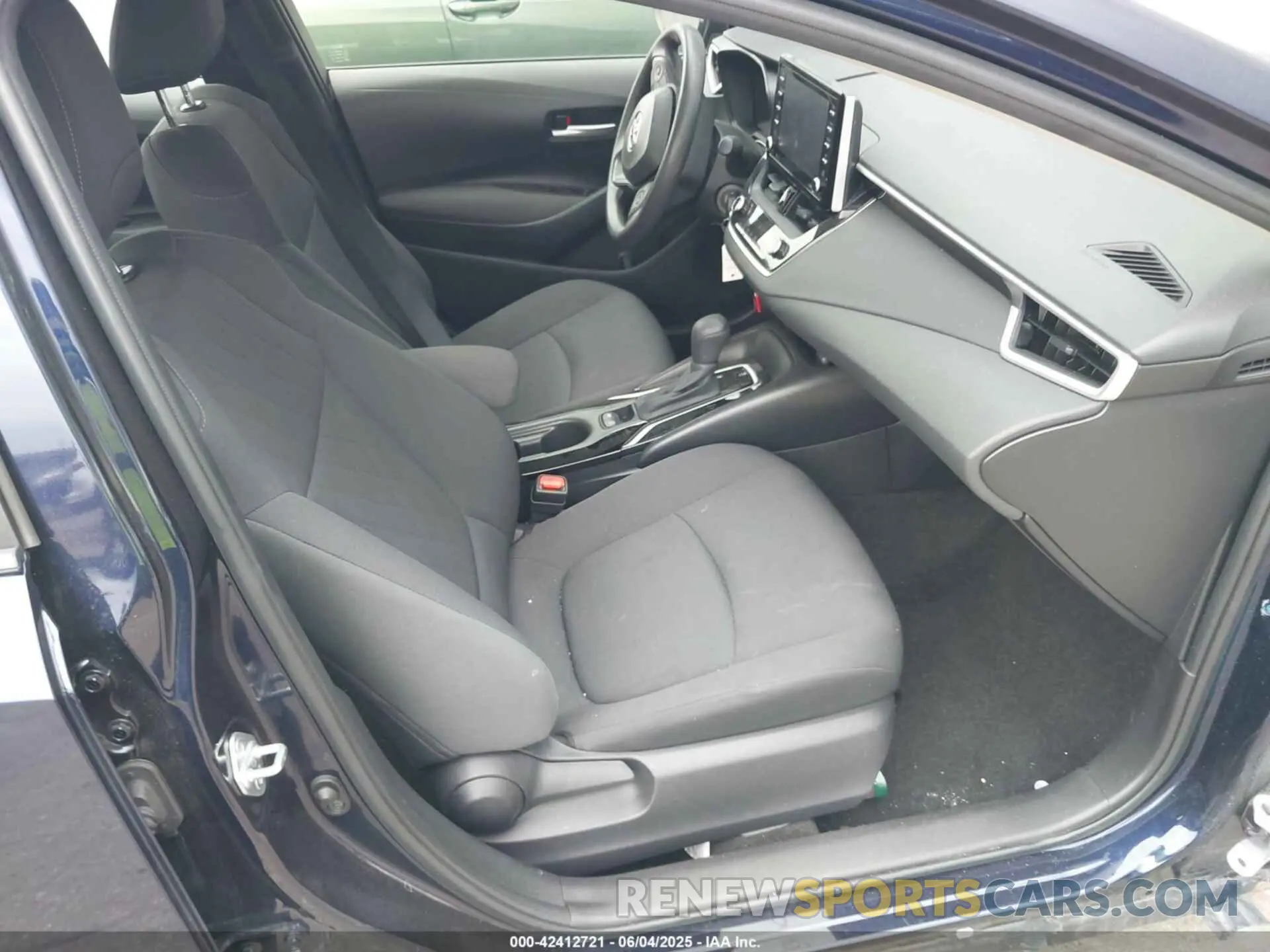 5 Photograph of a damaged car JTDEPMAE6MJ157230 TOYOTA COROLLA 2021