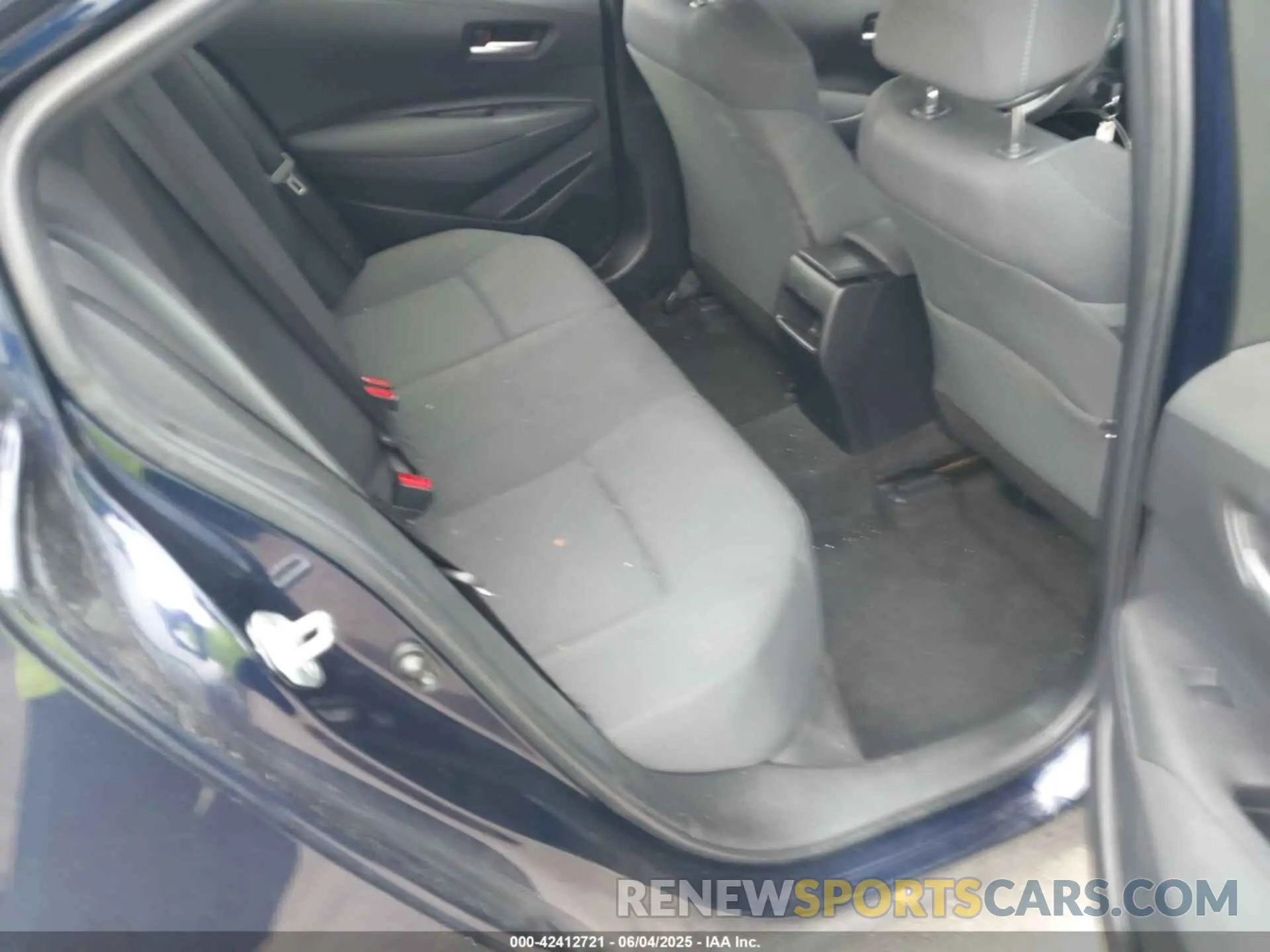 8 Photograph of a damaged car JTDEPMAE6MJ157230 TOYOTA COROLLA 2021