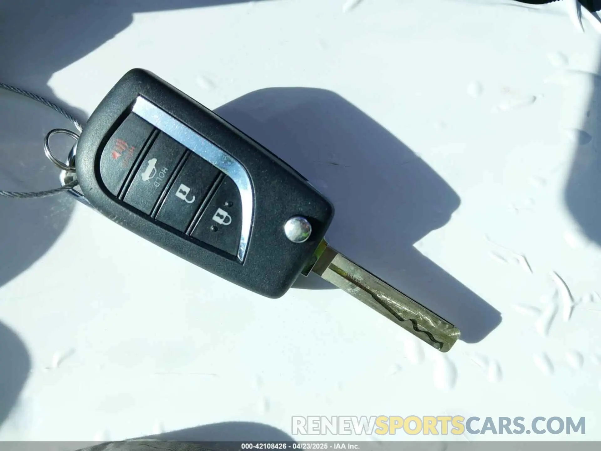 11 Photograph of a damaged car JTDEPMAE6MJ159494 TOYOTA COROLLA 2021