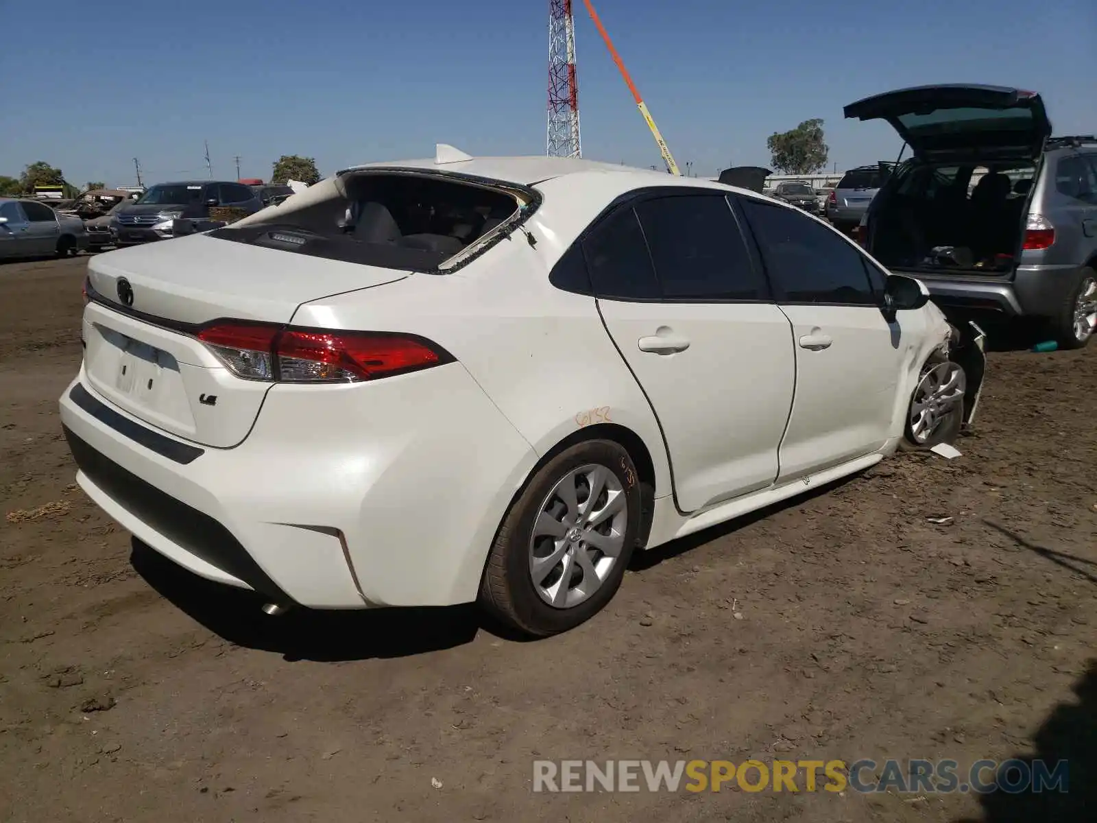 4 Photograph of a damaged car JTDEPMAE6MJ166722 TOYOTA COROLLA 2021