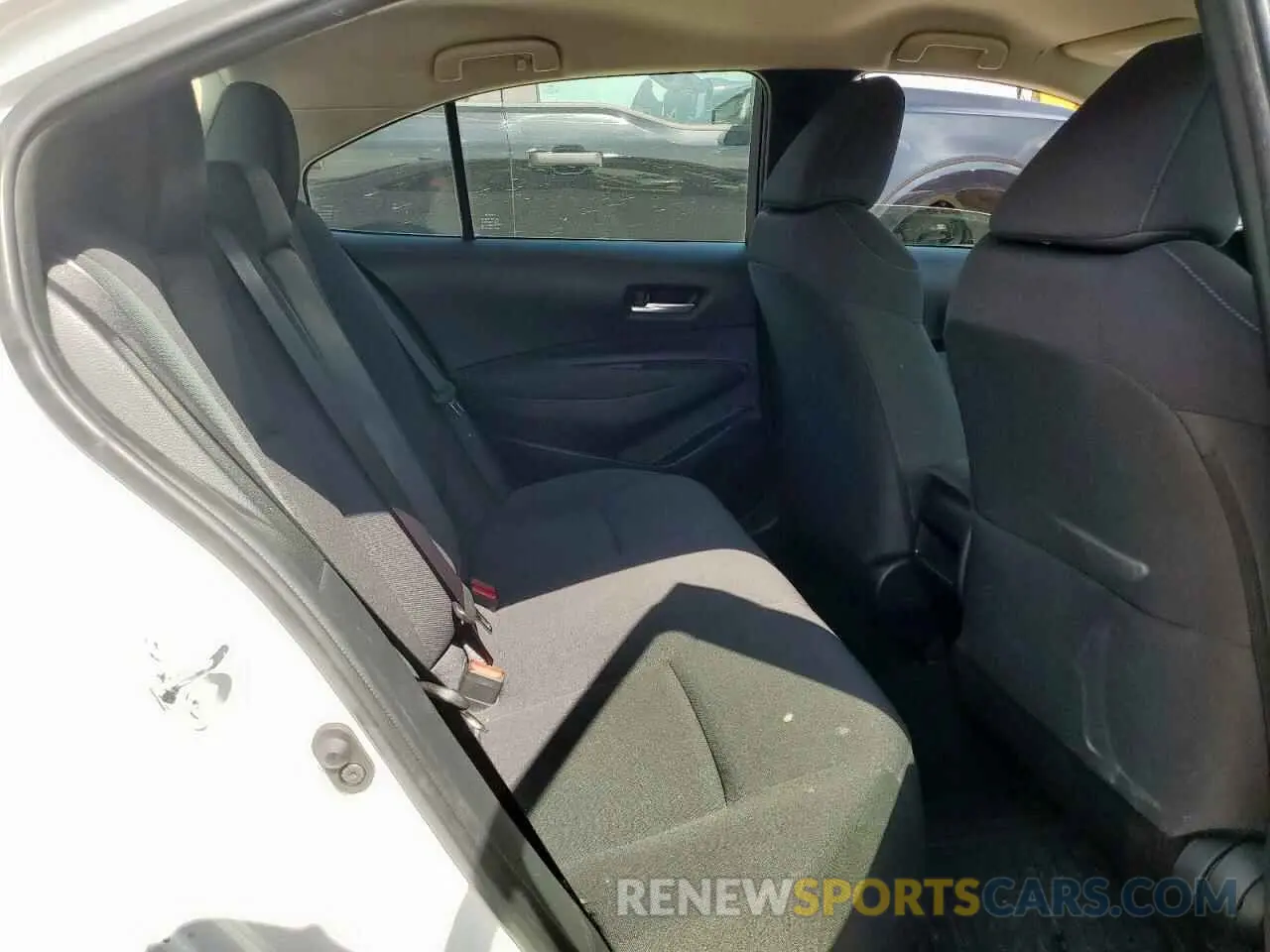 10 Photograph of a damaged car JTDEPMAE6MJ177736 TOYOTA COROLLA 2021