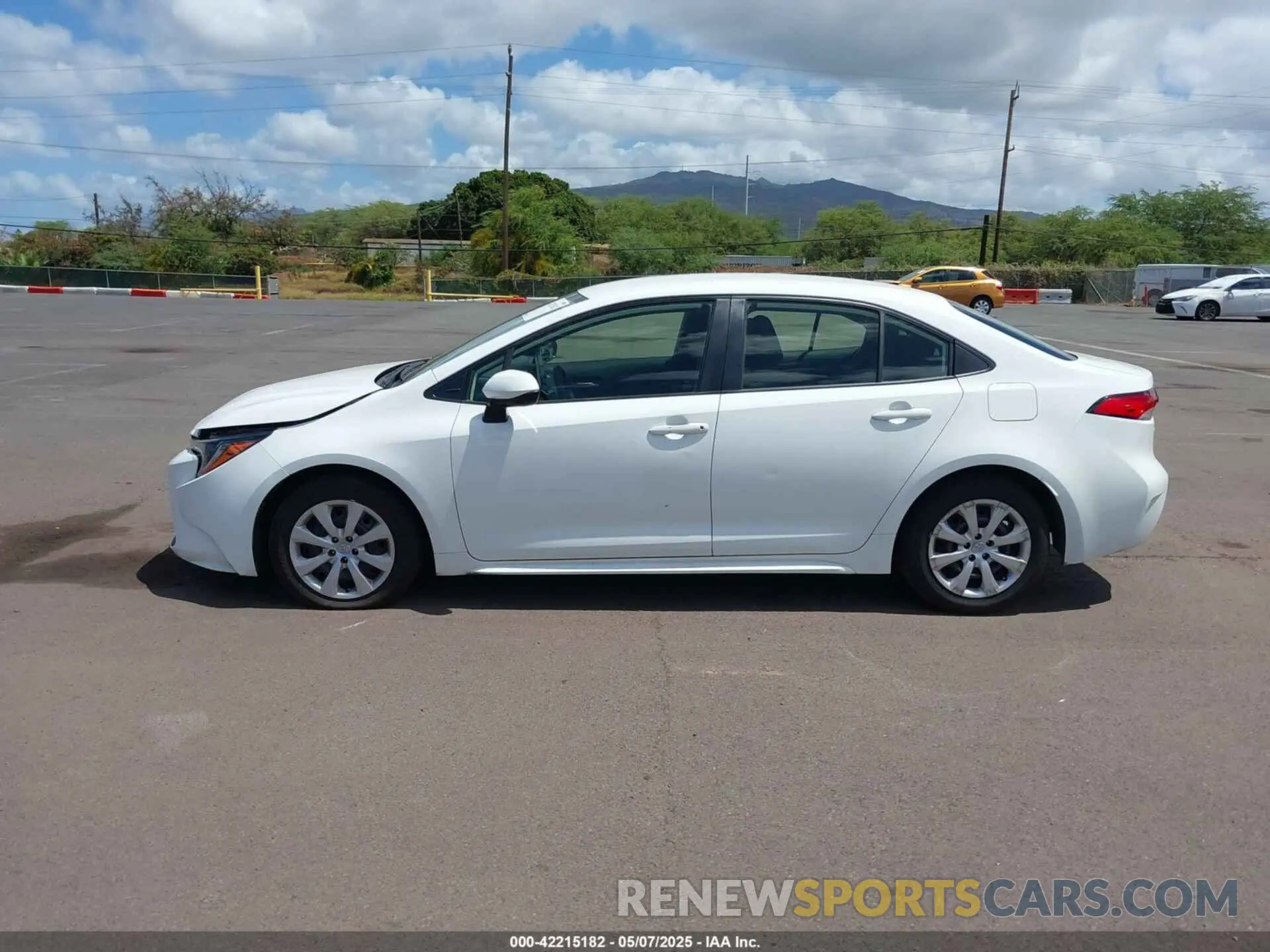 14 Photograph of a damaged car JTDEPMAE6MJ186534 TOYOTA COROLLA 2021