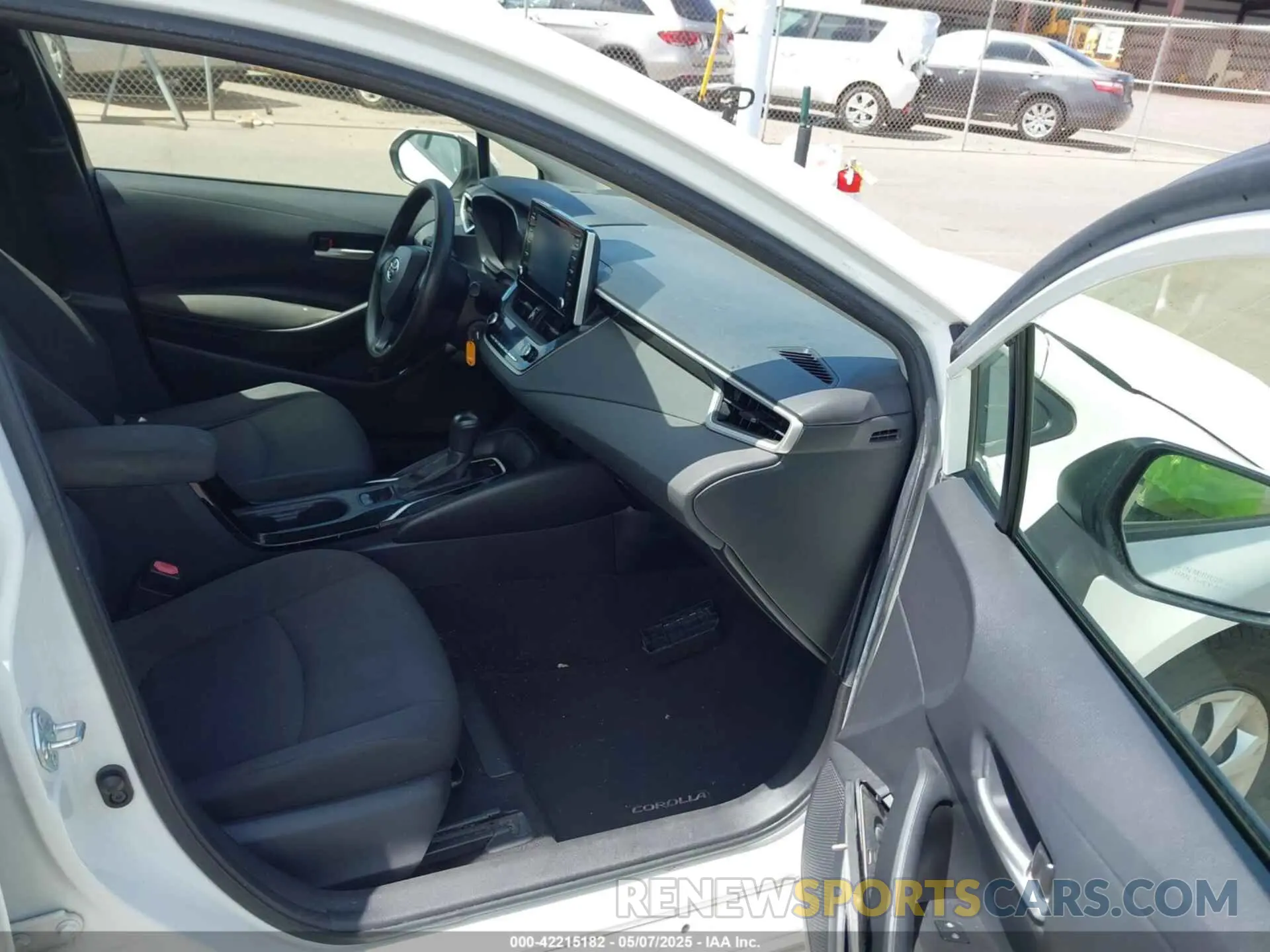 5 Photograph of a damaged car JTDEPMAE6MJ186534 TOYOTA COROLLA 2021