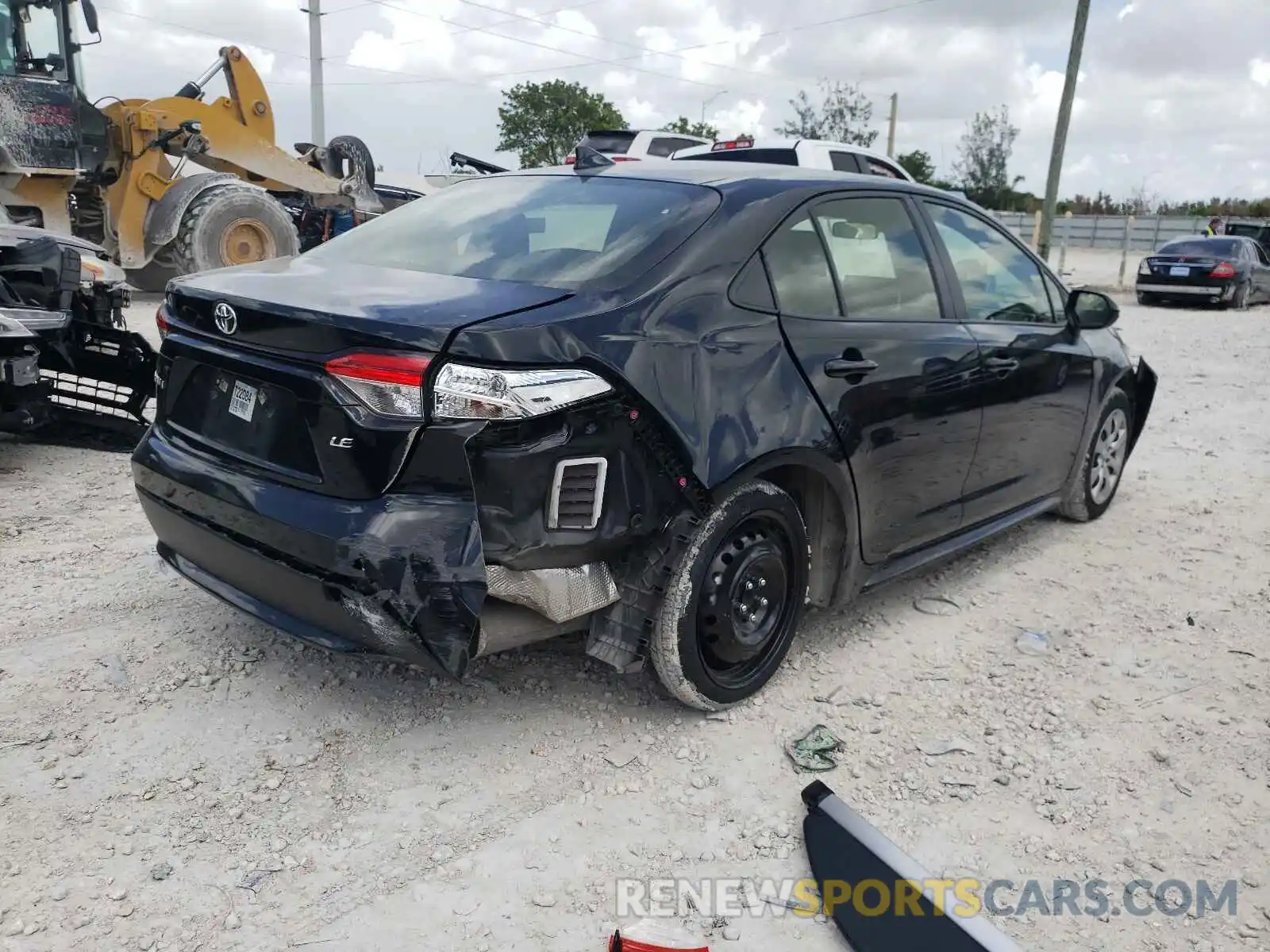 4 Photograph of a damaged car JTDEPMAE7MJ125225 TOYOTA COROLLA 2021