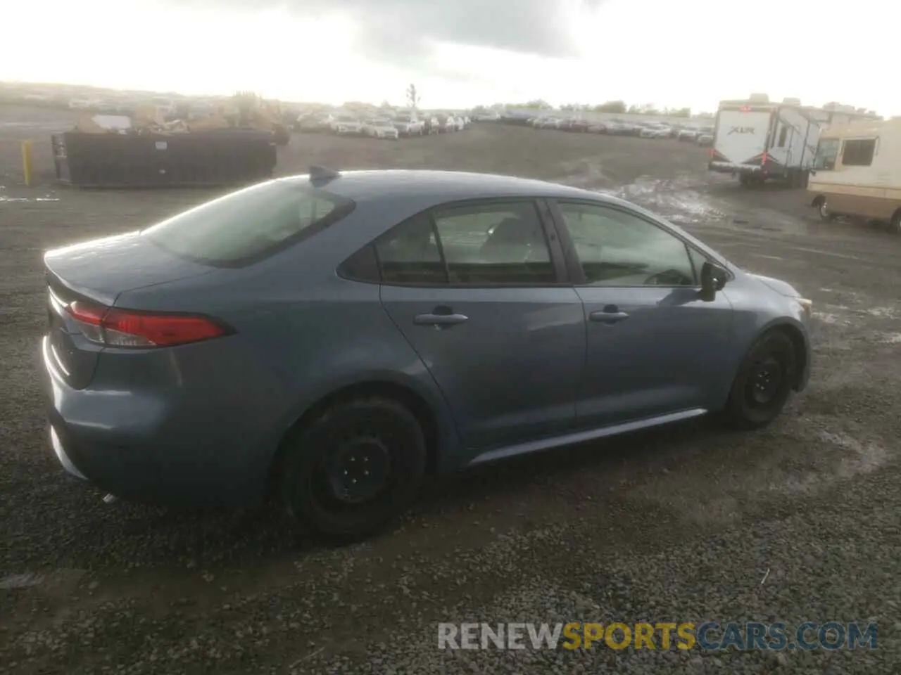 3 Photograph of a damaged car JTDEPMAE7MJ134085 TOYOTA COROLLA 2021