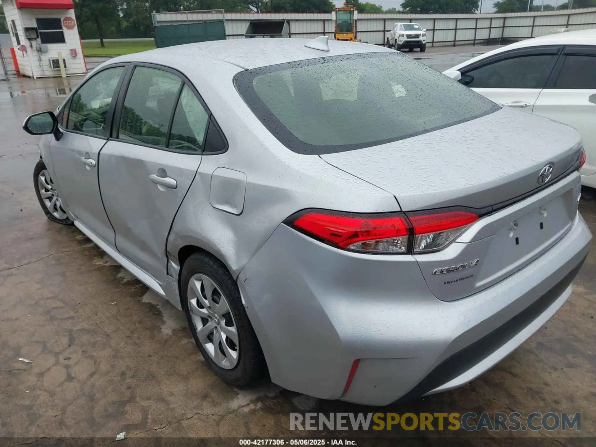 3 Photograph of a damaged car JTDEPMAE7MJ146138 TOYOTA COROLLA 2021