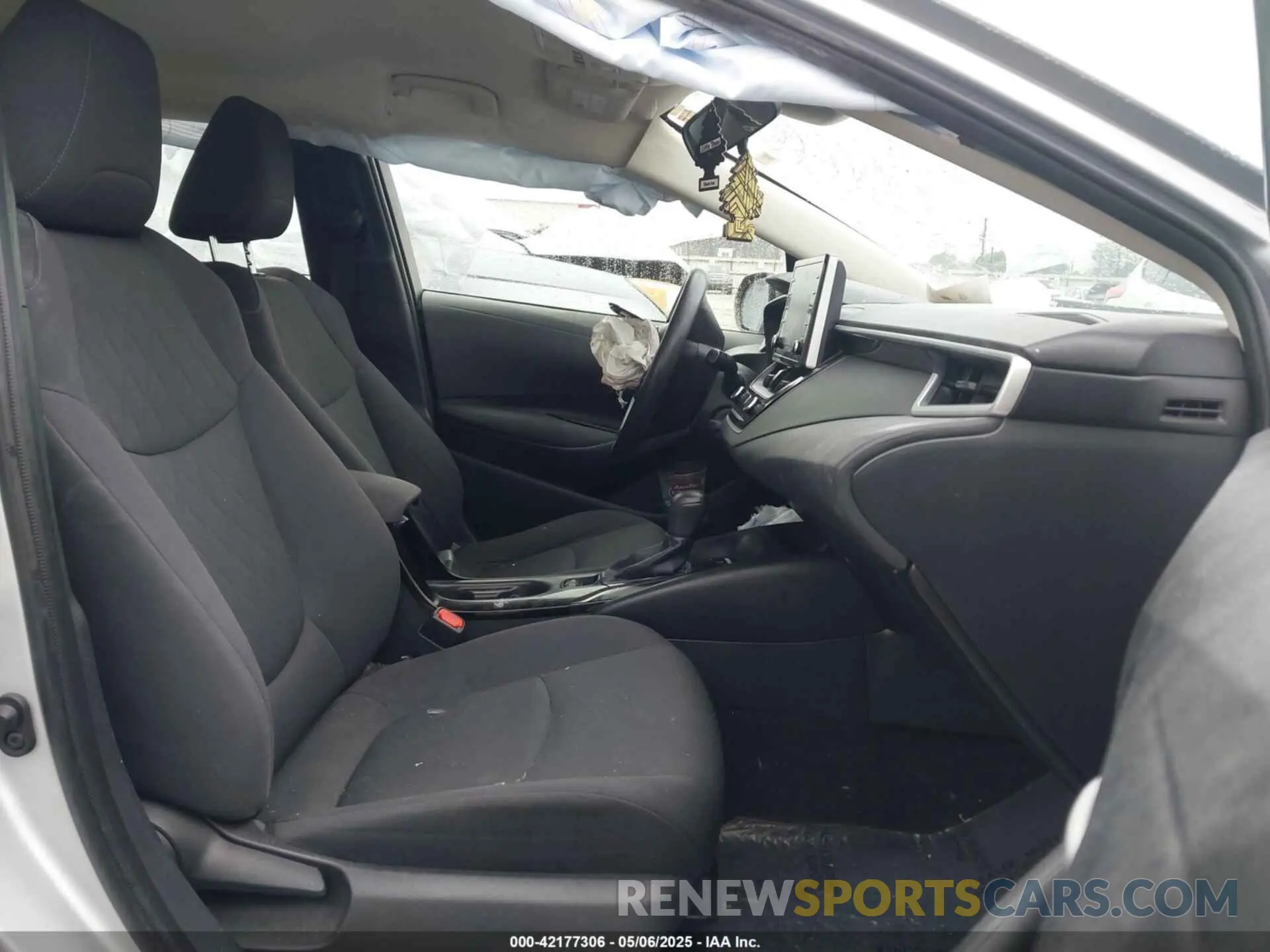 5 Photograph of a damaged car JTDEPMAE7MJ146138 TOYOTA COROLLA 2021