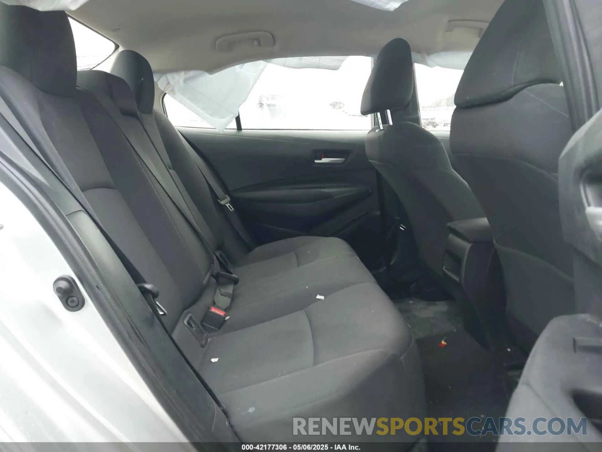 8 Photograph of a damaged car JTDEPMAE7MJ146138 TOYOTA COROLLA 2021