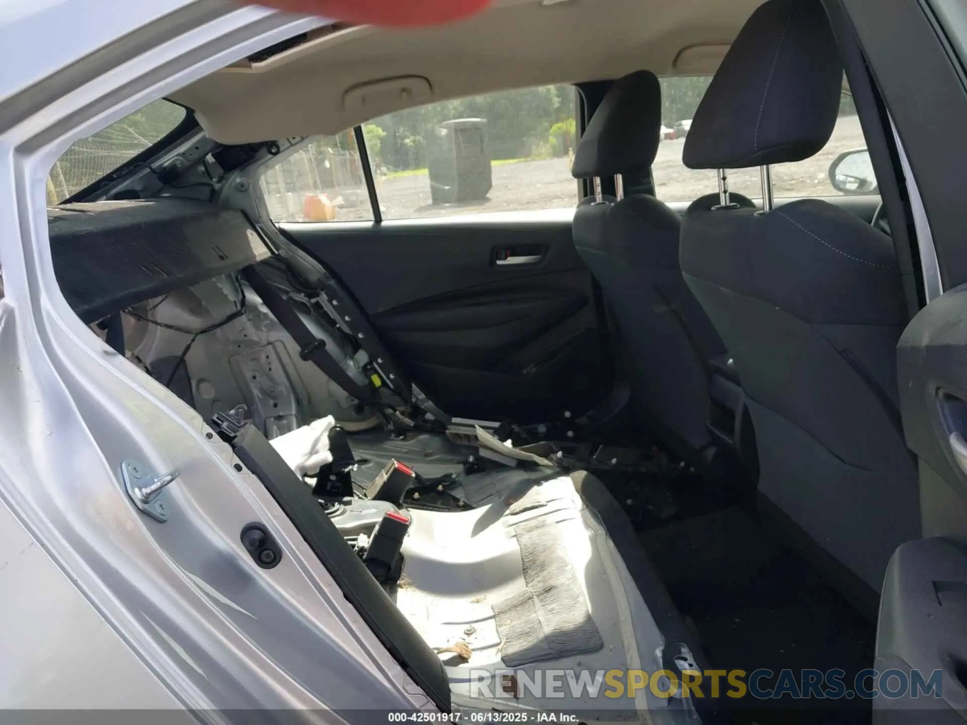 8 Photograph of a damaged car JTDEPMAE7MJ149024 TOYOTA COROLLA 2021