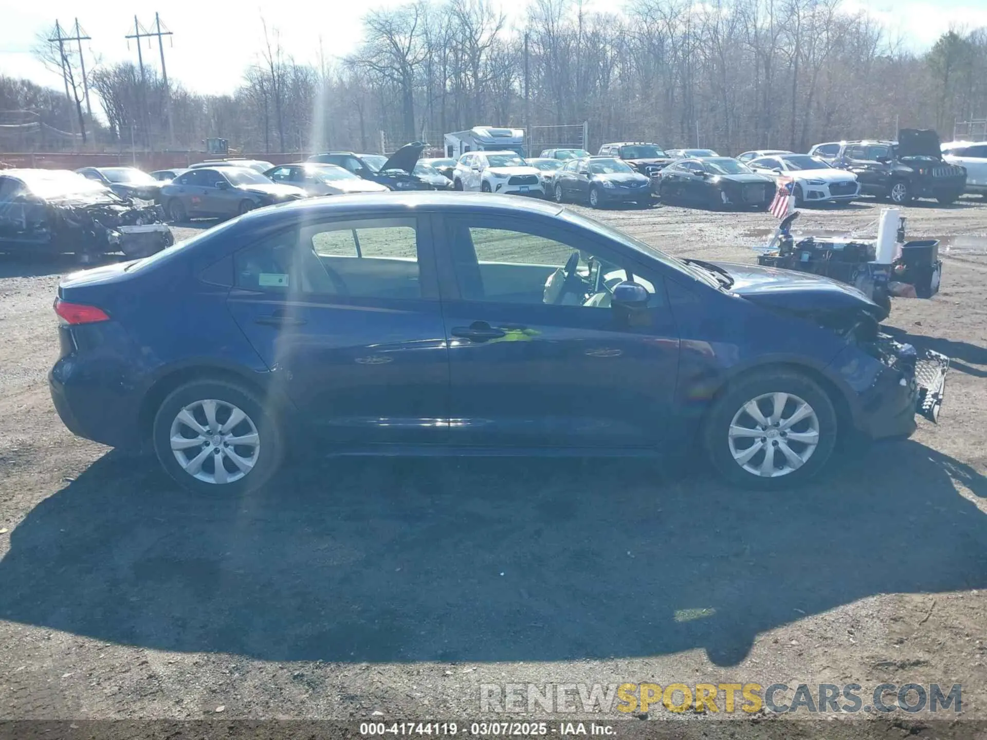 14 Photograph of a damaged car JTDEPMAE7MJ150092 TOYOTA COROLLA 2021