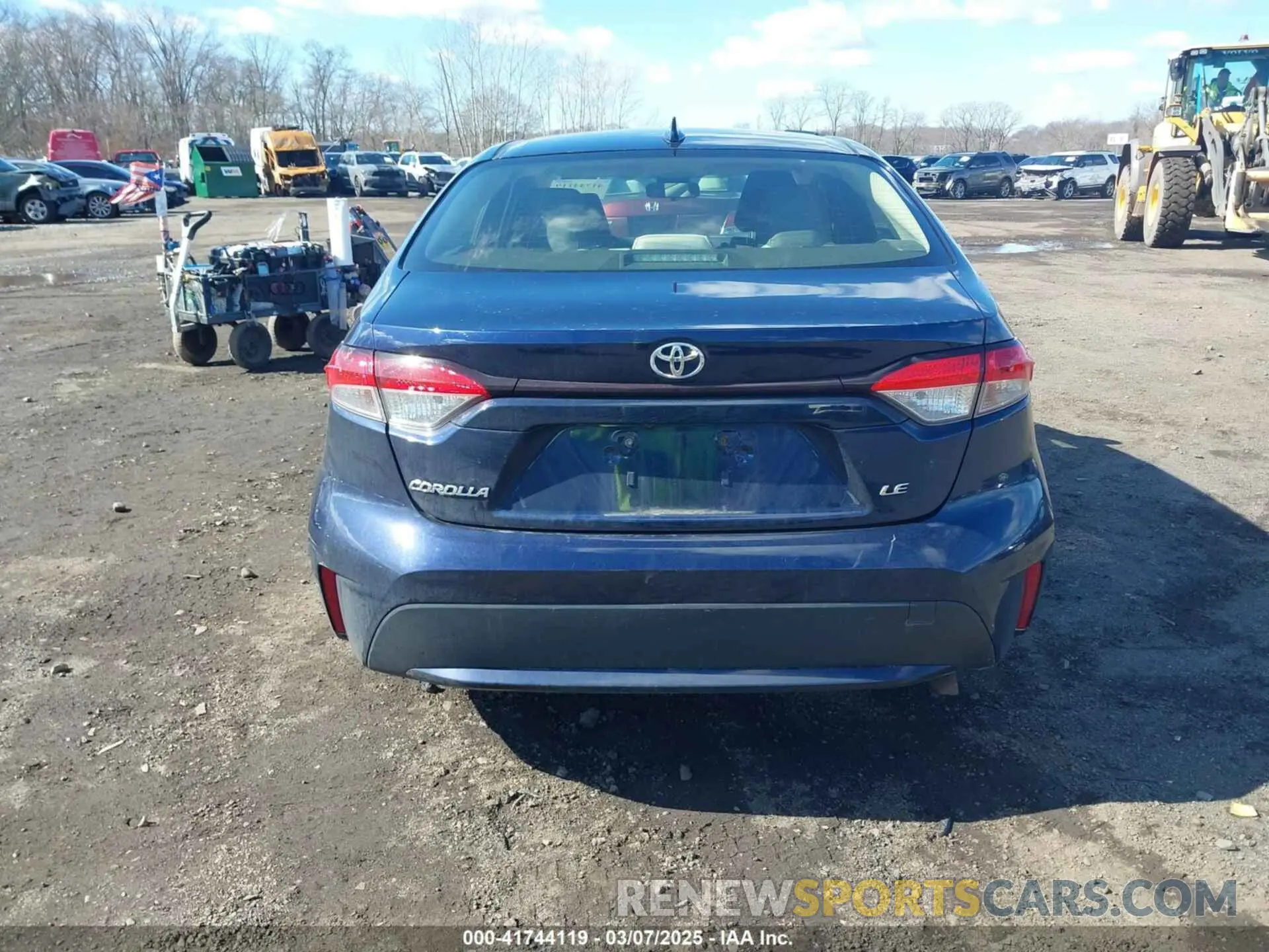 17 Photograph of a damaged car JTDEPMAE7MJ150092 TOYOTA COROLLA 2021
