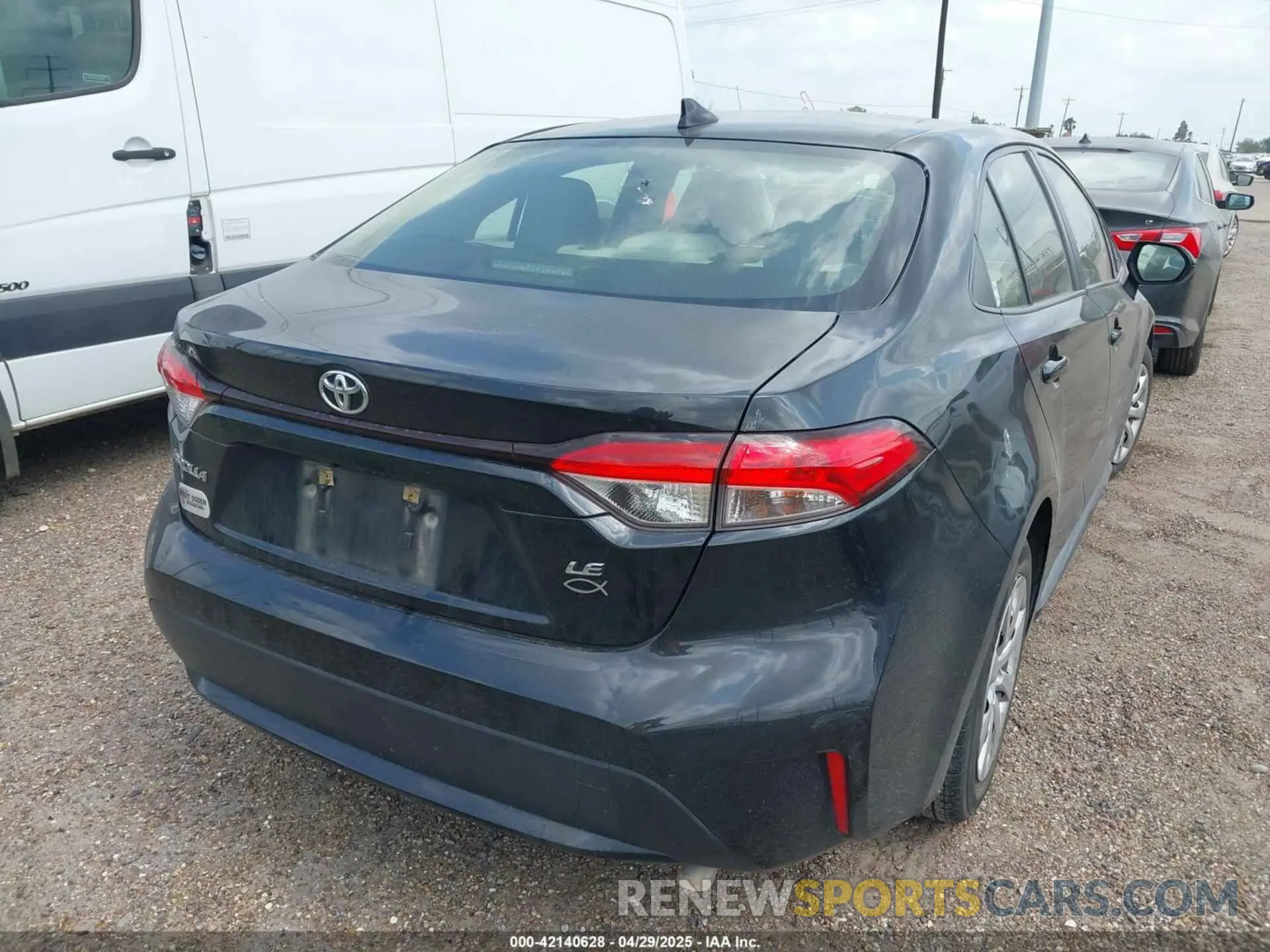 4 Photograph of a damaged car JTDEPMAE7MJ150495 TOYOTA COROLLA 2021