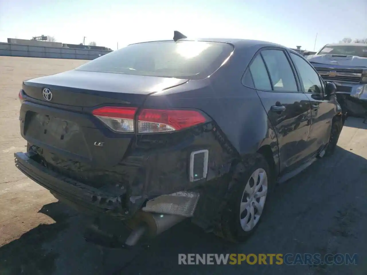 4 Photograph of a damaged car JTDEPMAE7MJ157205 TOYOTA COROLLA 2021