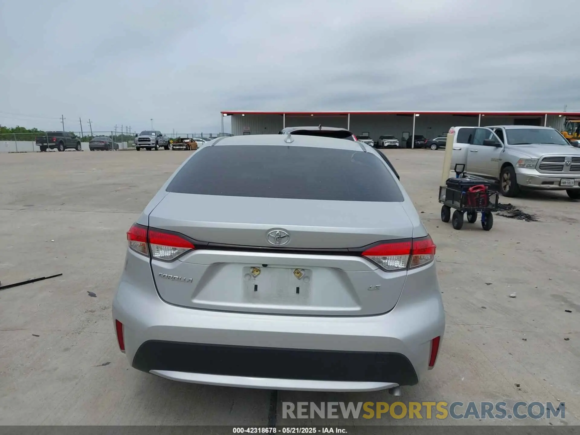 16 Photograph of a damaged car JTDEPMAE7MJ158841 TOYOTA COROLLA 2021