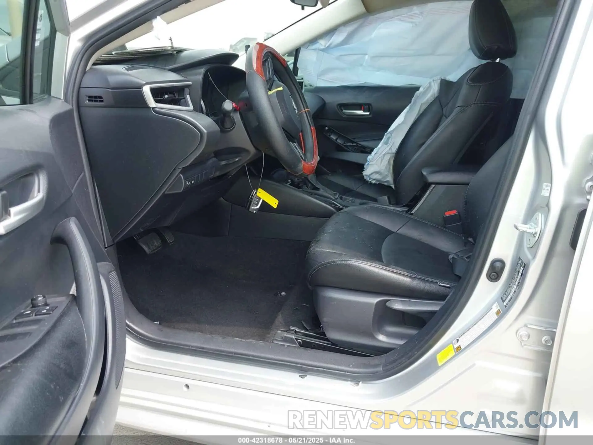 5 Photograph of a damaged car JTDEPMAE7MJ158841 TOYOTA COROLLA 2021