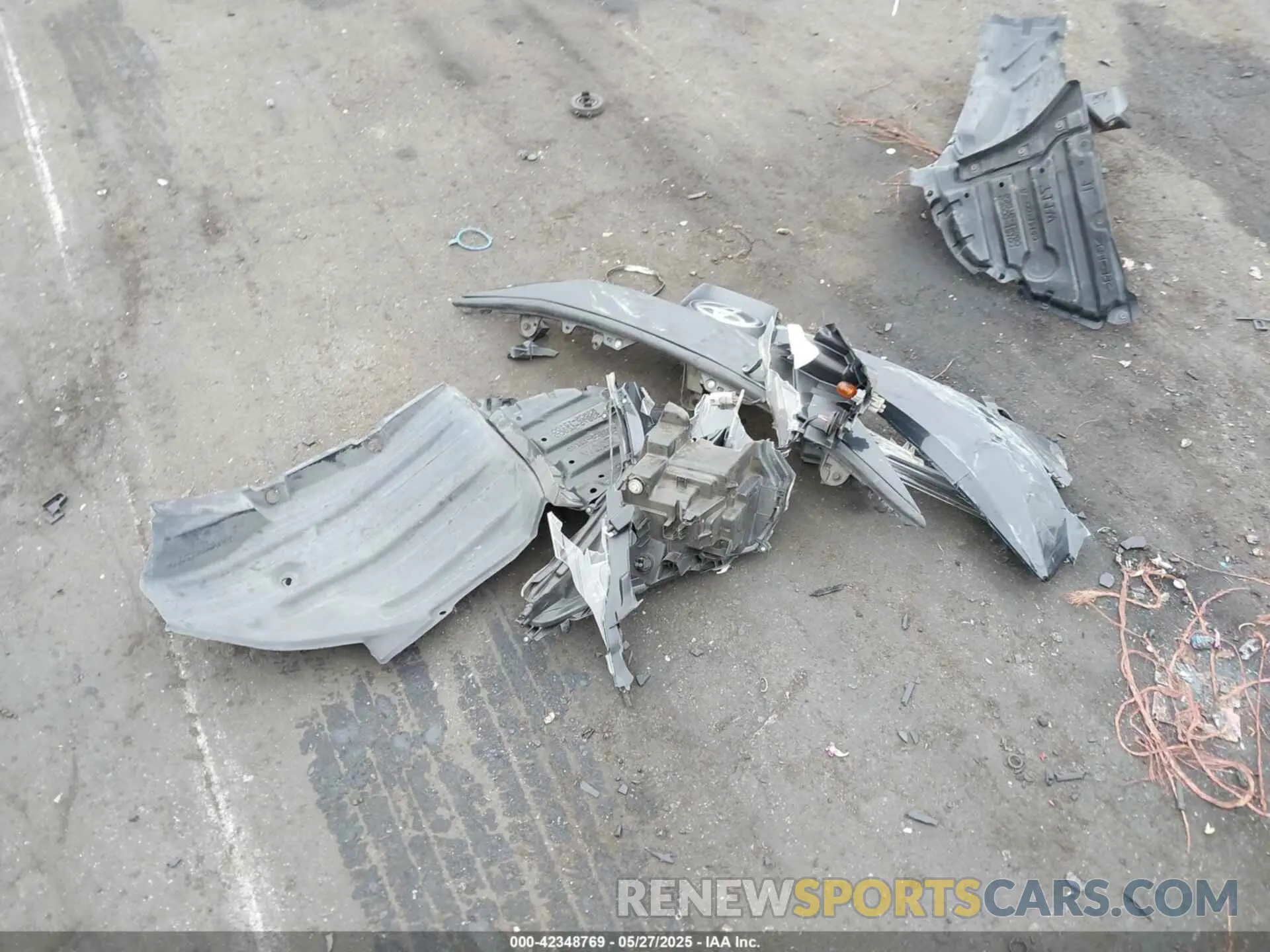 19 Photograph of a damaged car JTDEPMAE7MJ163411 TOYOTA COROLLA 2021
