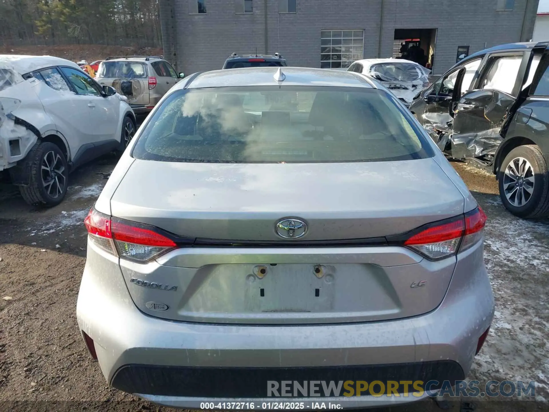16 Photograph of a damaged car JTDEPMAE7MJ173131 TOYOTA COROLLA 2021