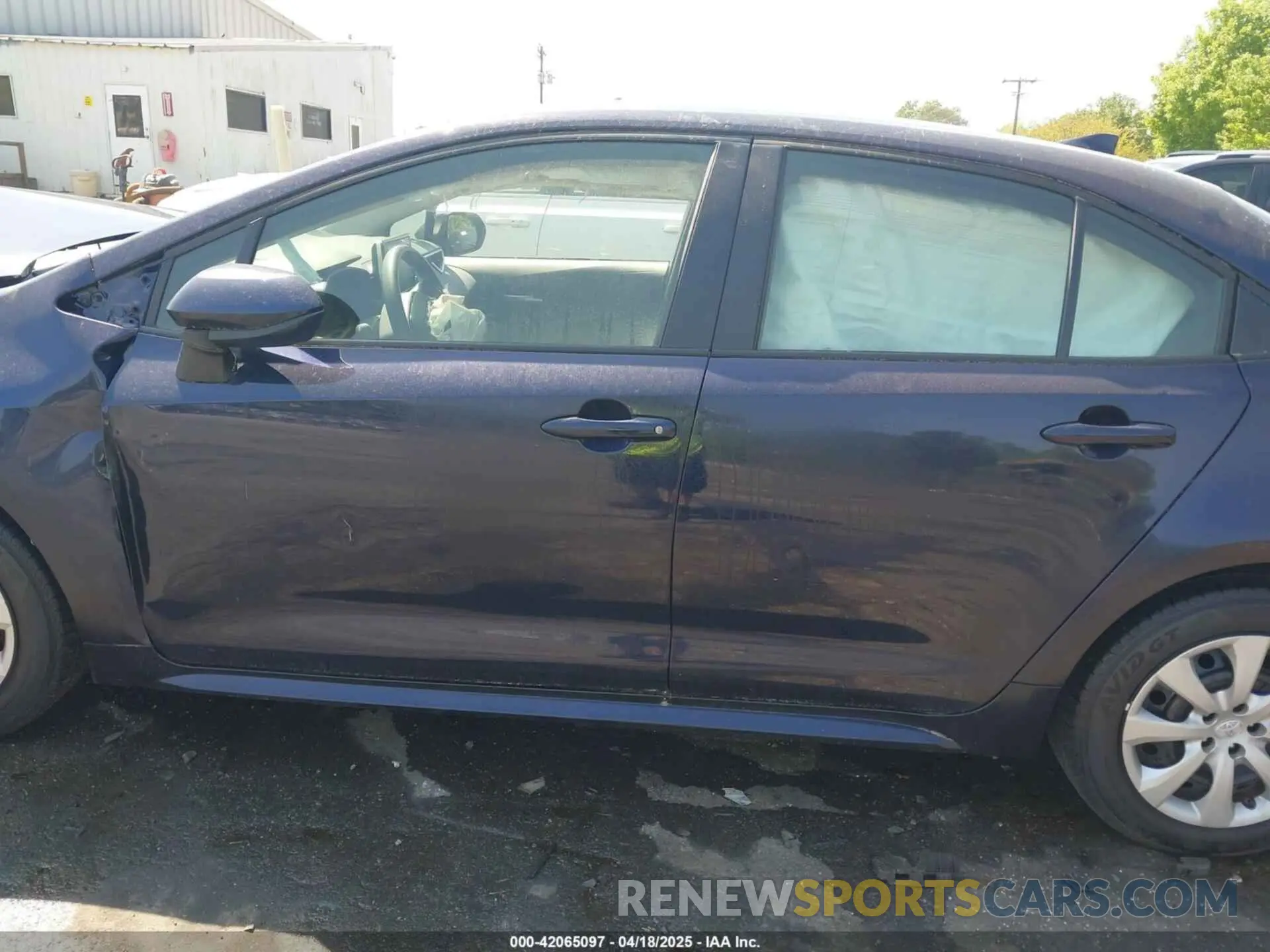 14 Photograph of a damaged car JTDEPMAE7MJ175297 TOYOTA COROLLA 2021