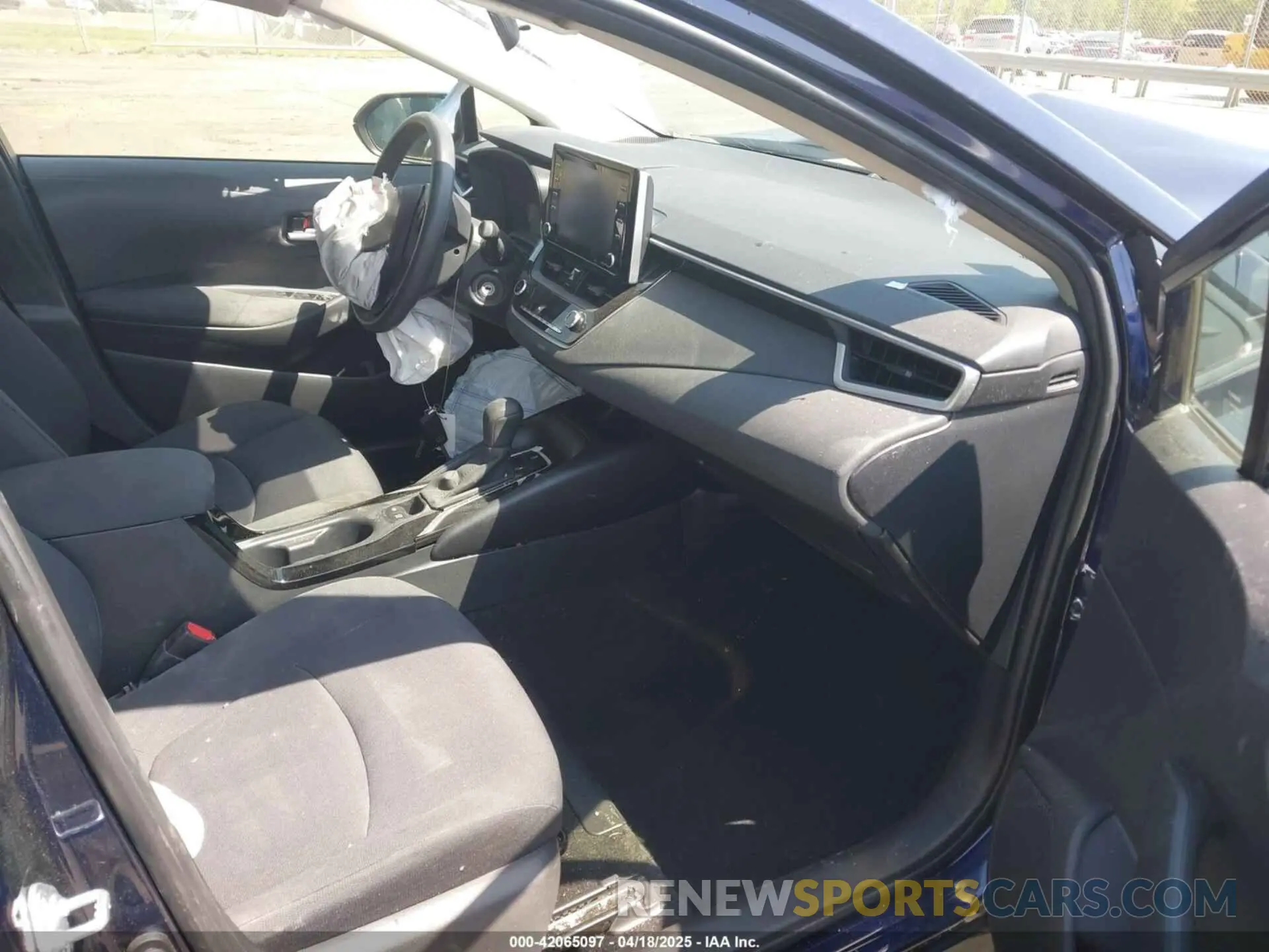 5 Photograph of a damaged car JTDEPMAE7MJ175297 TOYOTA COROLLA 2021