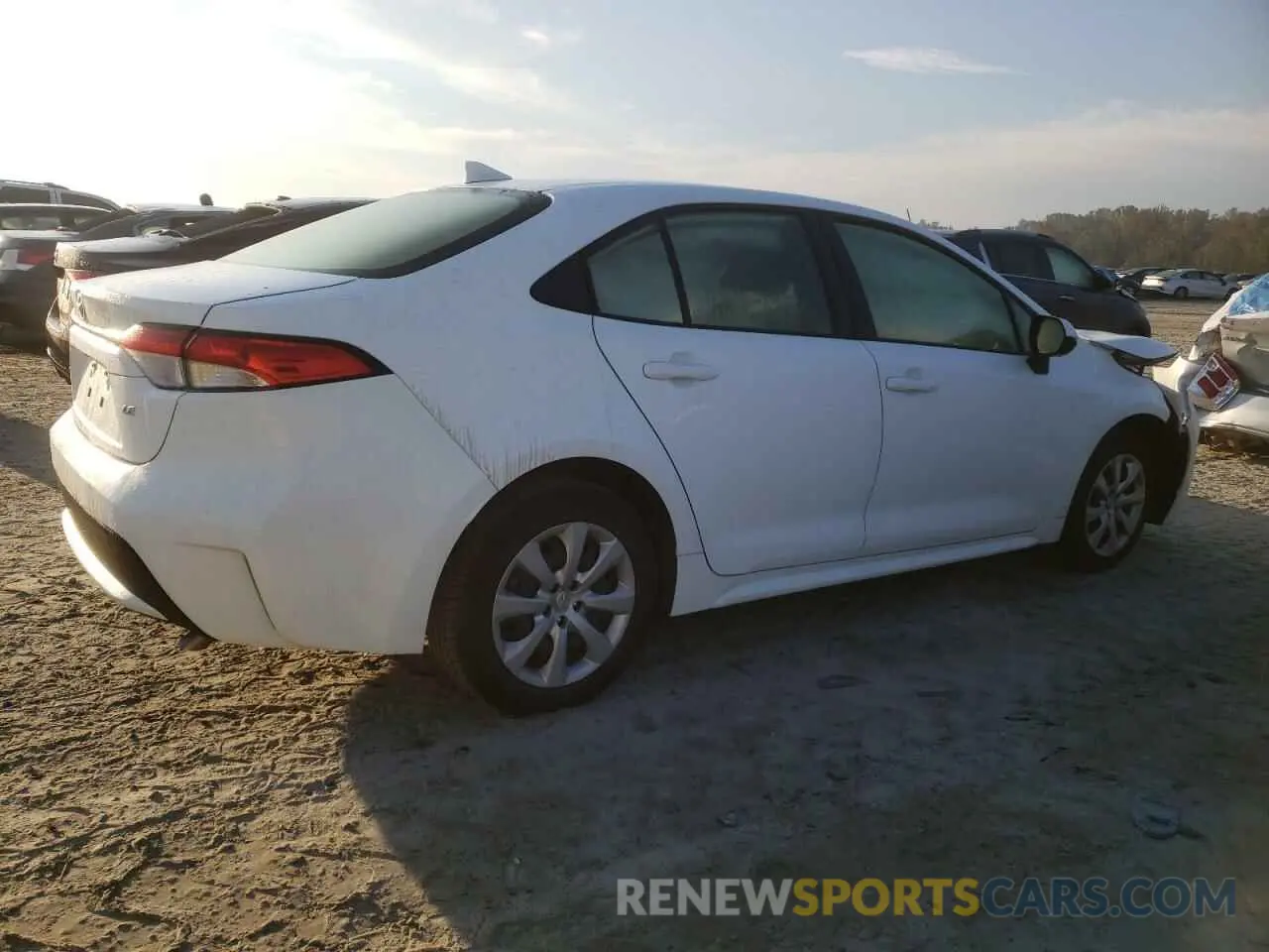 3 Photograph of a damaged car JTDEPMAE7MJ177292 TOYOTA COROLLA 2021