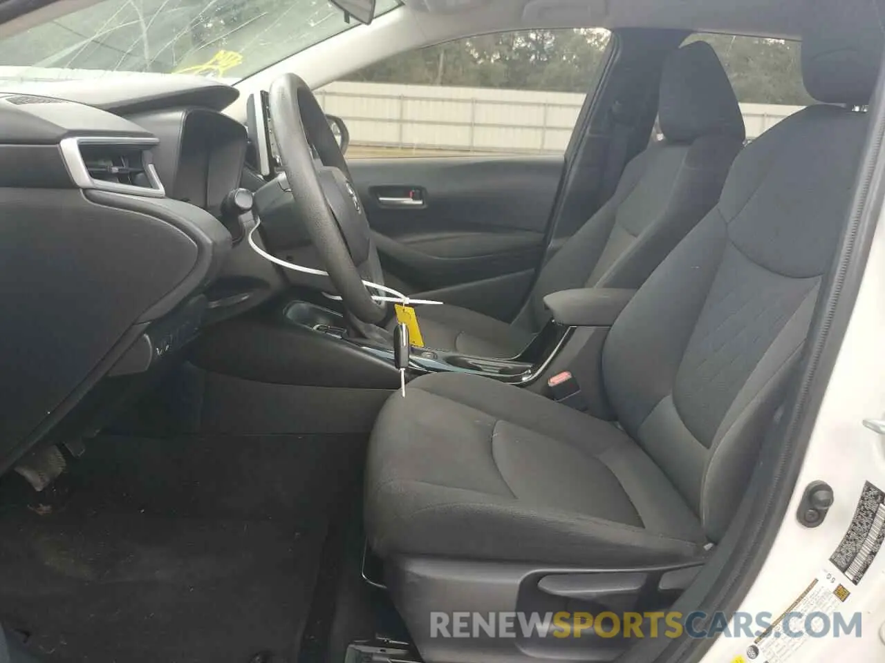 7 Photograph of a damaged car JTDEPMAE8MJ126416 TOYOTA COROLLA 2021