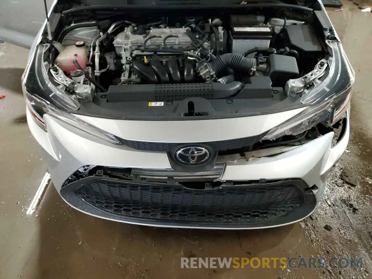 11 Photograph of a damaged car JTDEPMAE8MJ133415 TOYOTA COROLLA 2021