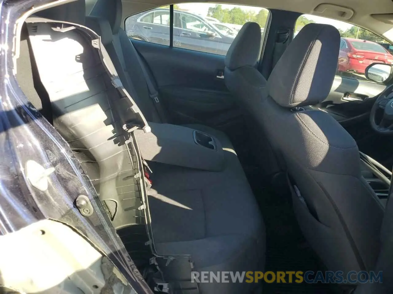 10 Photograph of a damaged car JTDEPMAE8MJ151283 TOYOTA COROLLA 2021