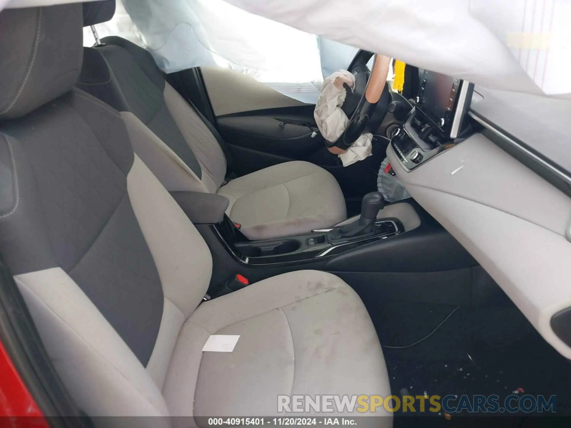 5 Photograph of a damaged car JTDEPMAE8MJ162235 TOYOTA COROLLA 2021