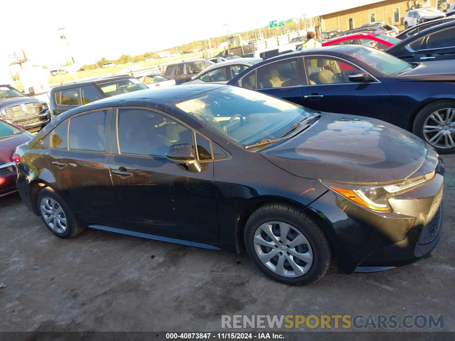 13 Photograph of a damaged car JTDEPMAE8MJ166009 TOYOTA COROLLA 2021
