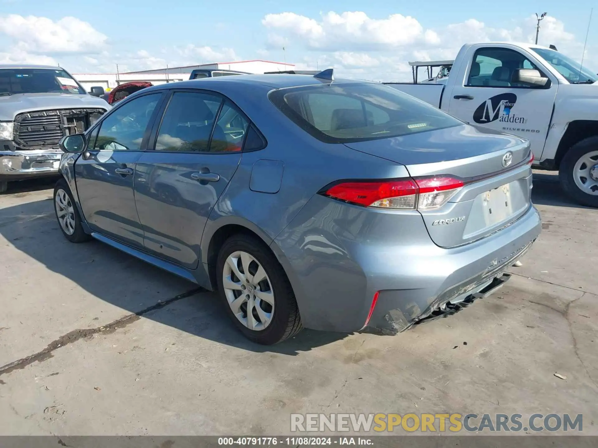 3 Photograph of a damaged car JTDEPMAE8MJ166480 TOYOTA COROLLA 2021