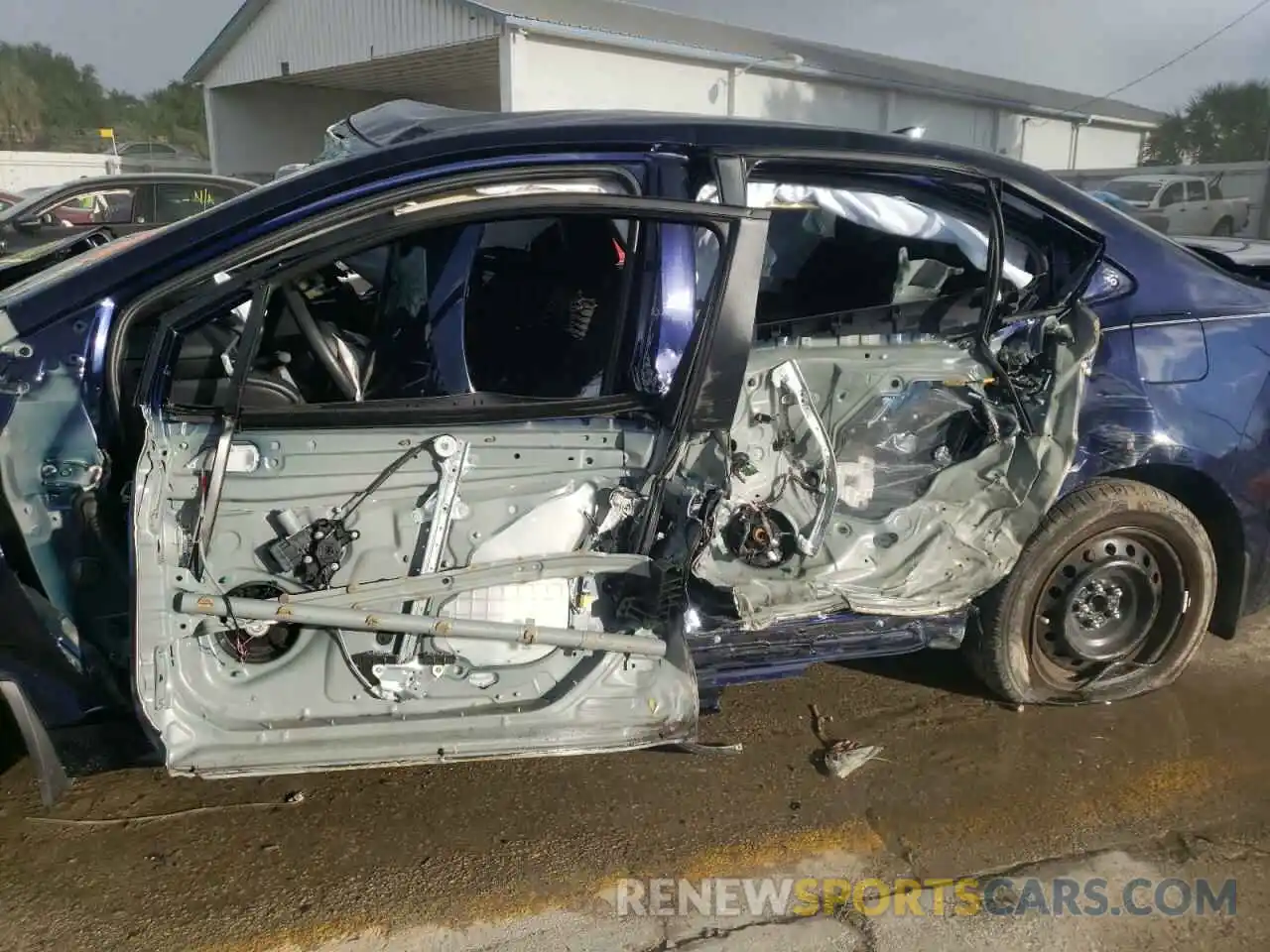 10 Photograph of a damaged car JTDEPMAE8MJ171436 TOYOTA COROLLA 2021