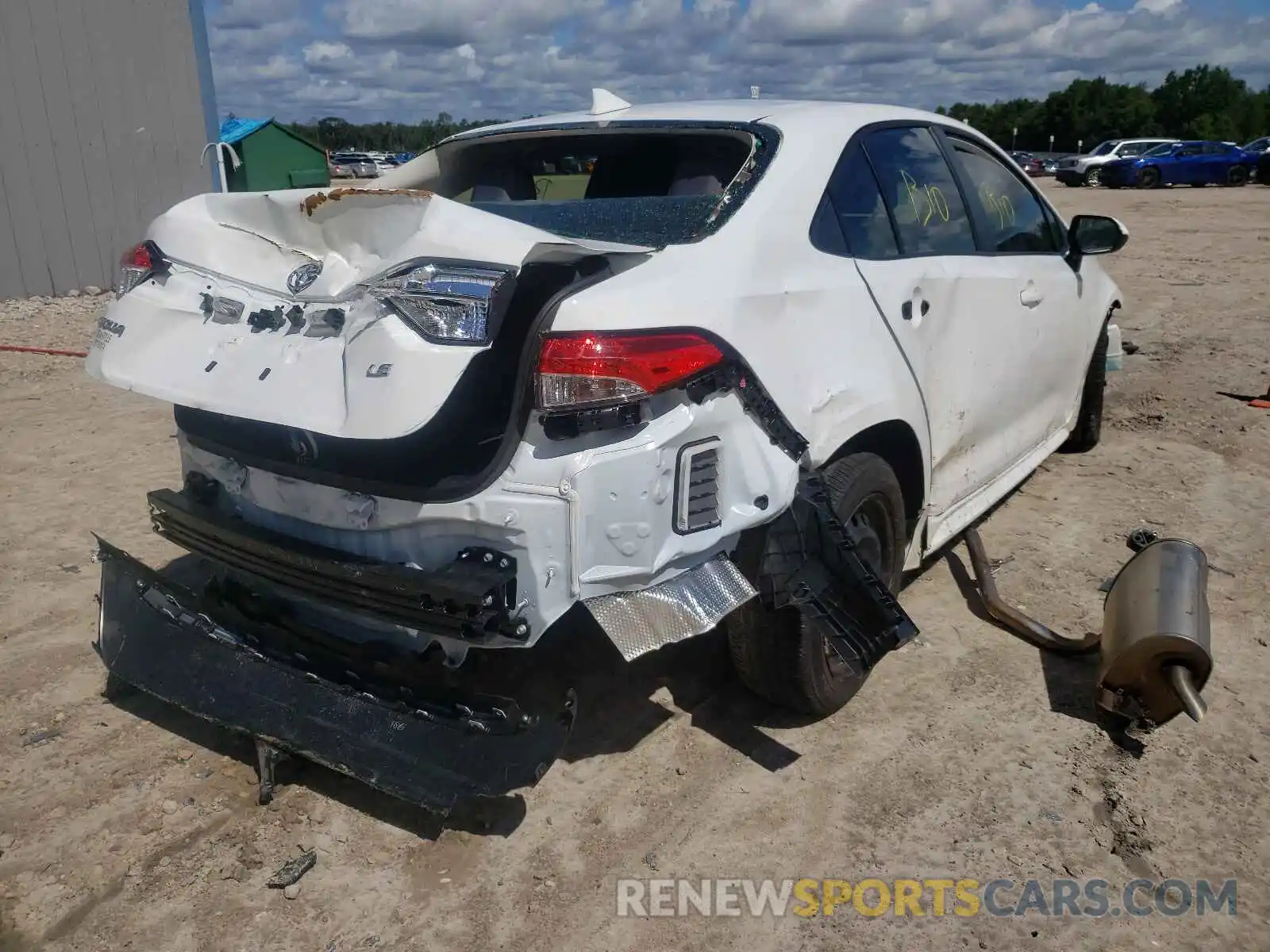 4 Photograph of a damaged car JTDEPMAE8MJ176202 TOYOTA COROLLA 2021