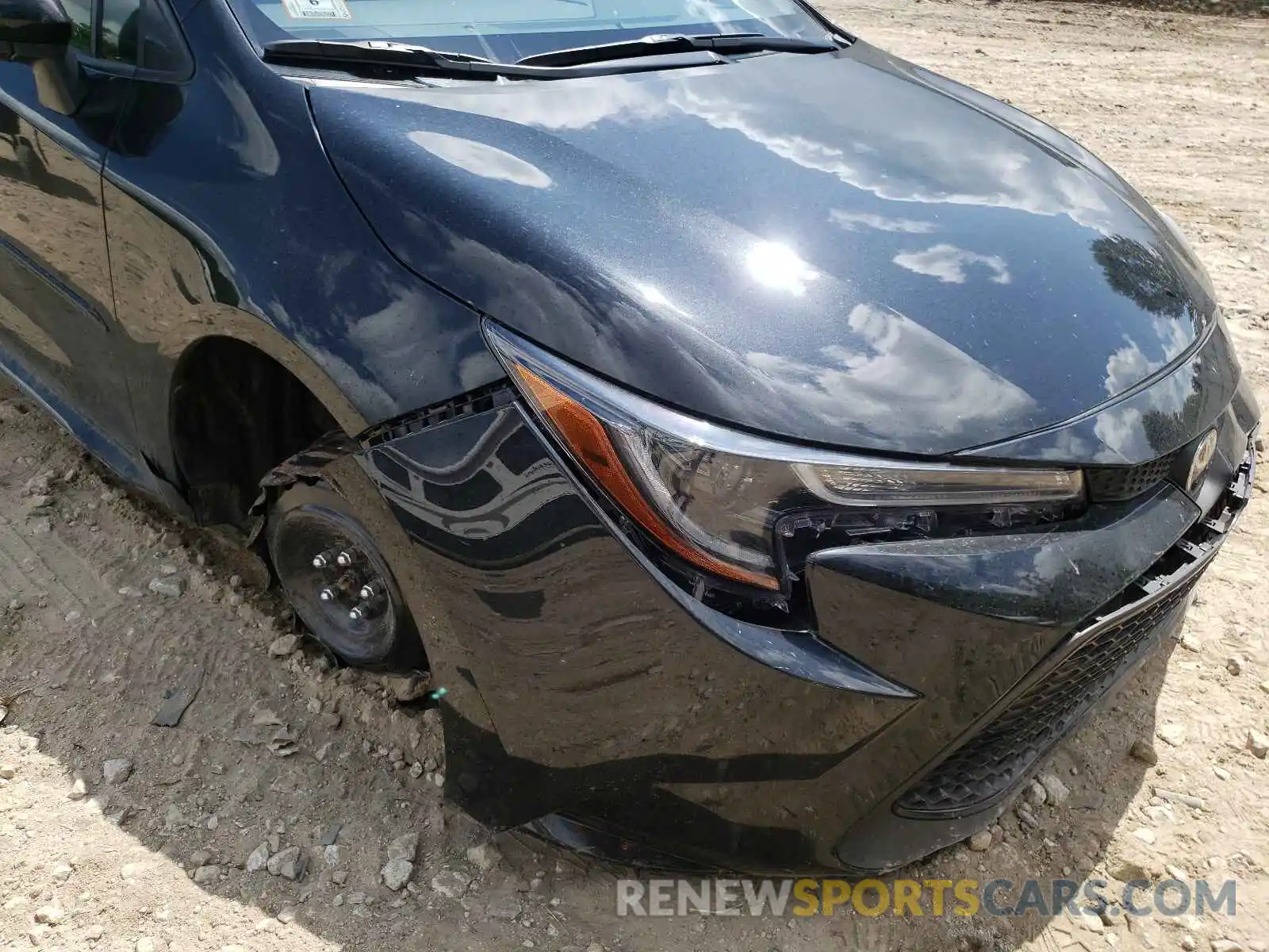 9 Photograph of a damaged car JTDEPMAE8MJ176944 TOYOTA COROLLA 2021