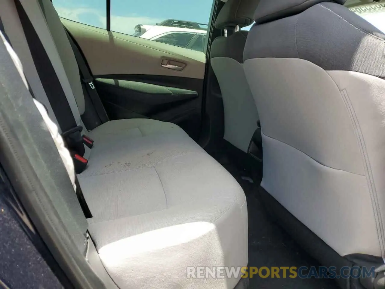 10 Photograph of a damaged car JTDEPMAE8MJ177950 TOYOTA COROLLA 2021