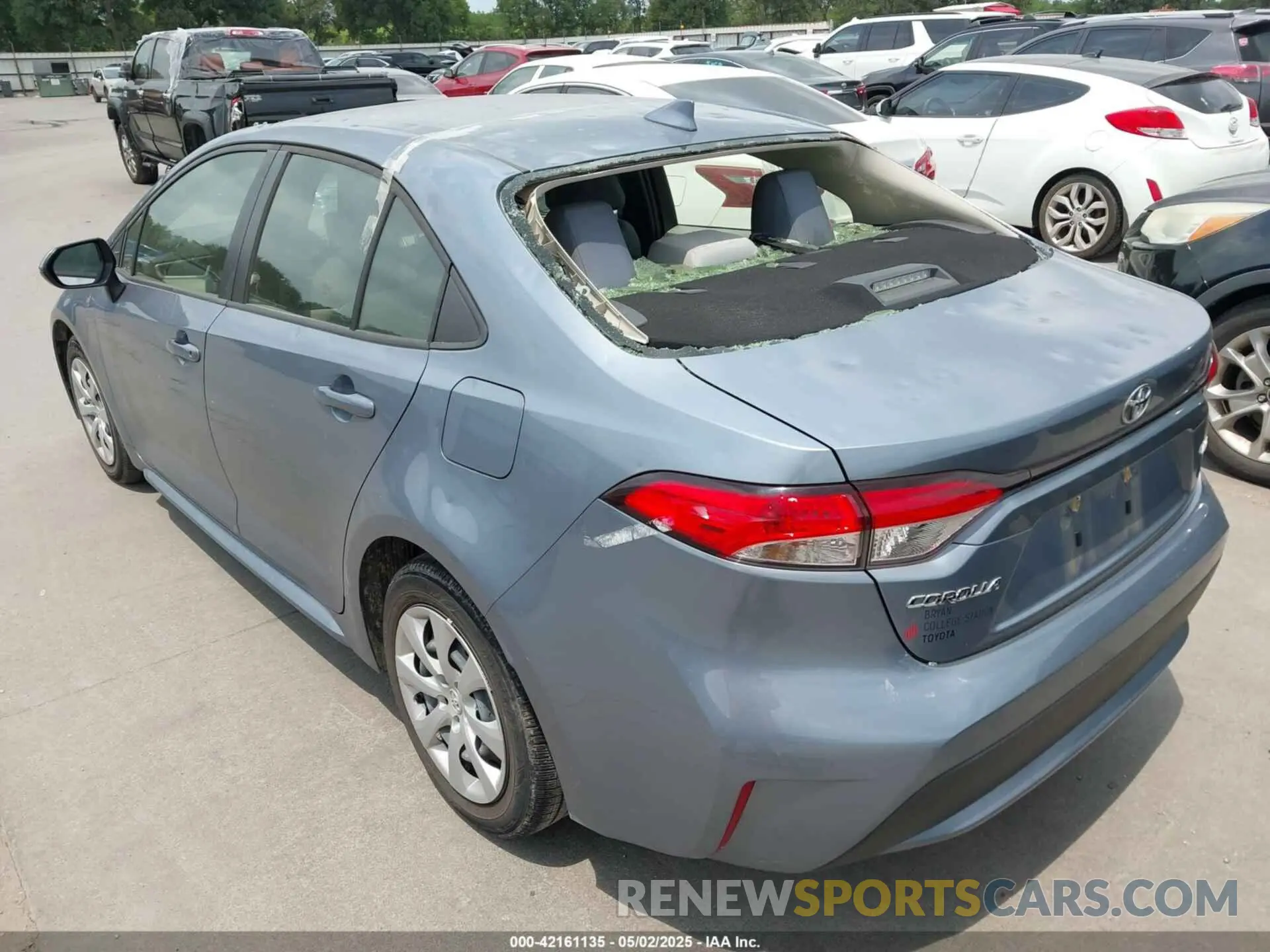 3 Photograph of a damaged car JTDEPMAE8MJ181321 TOYOTA COROLLA 2021