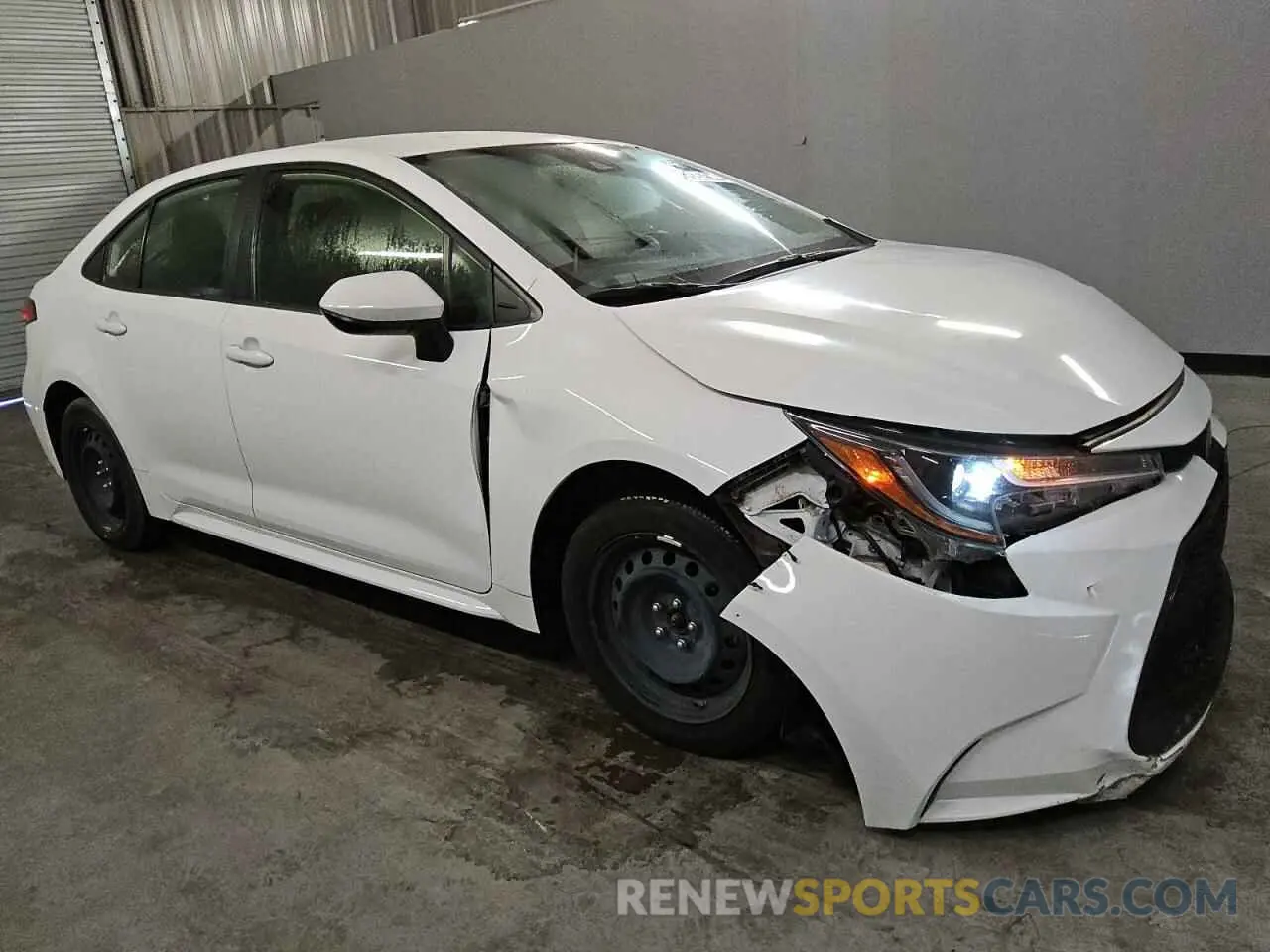 4 Photograph of a damaged car JTDEPMAE8MJ185921 TOYOTA COROLLA 2021