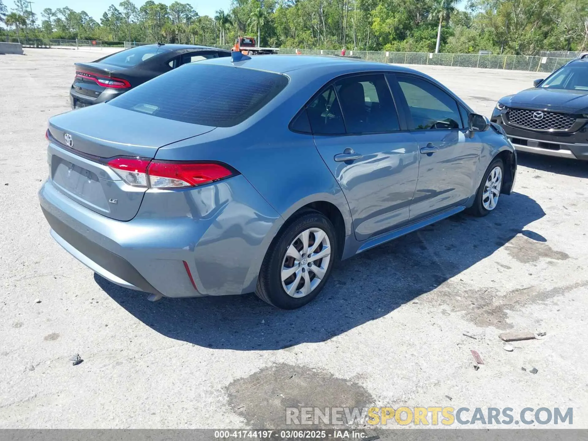 4 Photograph of a damaged car JTDEPMAE9MJ132063 TOYOTA COROLLA 2021