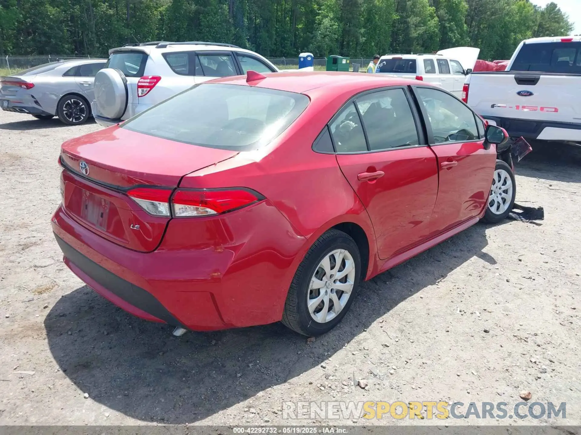 4 Photograph of a damaged car JTDEPMAE9MJ136002 TOYOTA COROLLA 2021