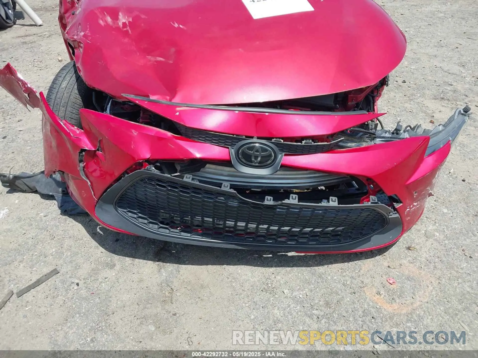 6 Photograph of a damaged car JTDEPMAE9MJ136002 TOYOTA COROLLA 2021
