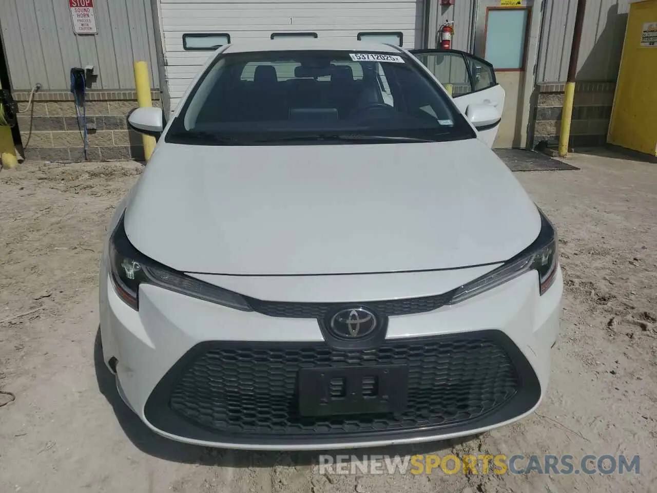 5 Photograph of a damaged car JTDEPMAE9MJ137442 TOYOTA COROLLA 2021