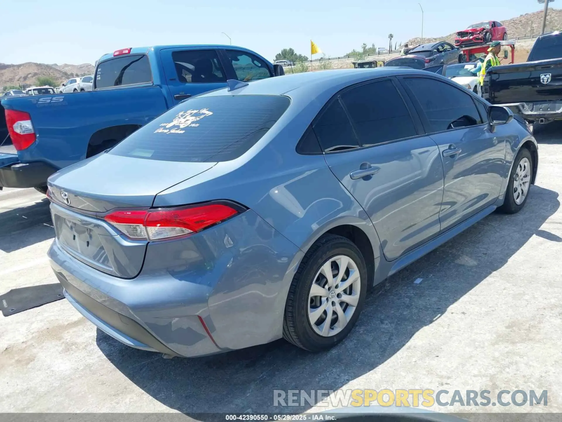 4 Photograph of a damaged car JTDEPMAE9MJ141815 TOYOTA COROLLA 2021