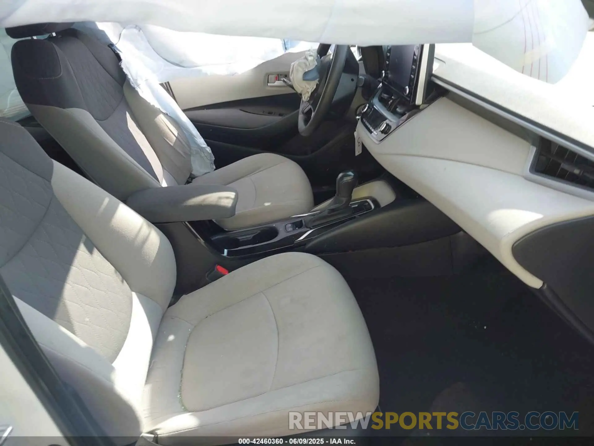 5 Photograph of a damaged car JTDEPMAE9MJ159201 TOYOTA COROLLA 2021