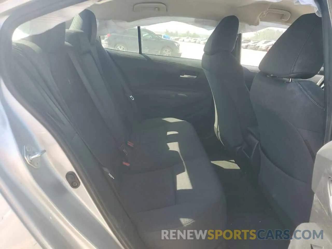 10 Photograph of a damaged car JTDEPMAE9MJ160655 TOYOTA COROLLA 2021