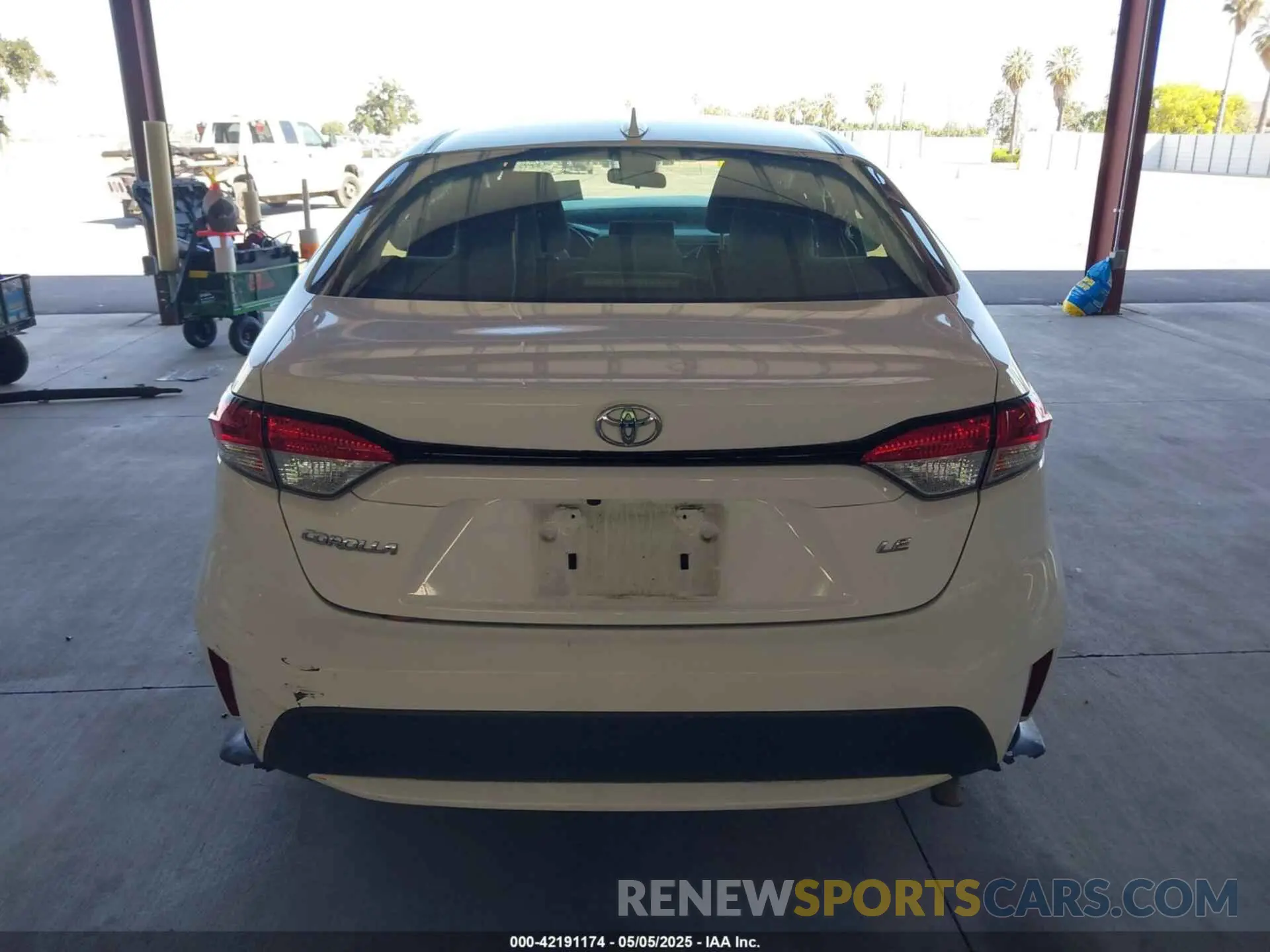 17 Photograph of a damaged car JTDEPMAE9MJ167217 TOYOTA COROLLA 2021